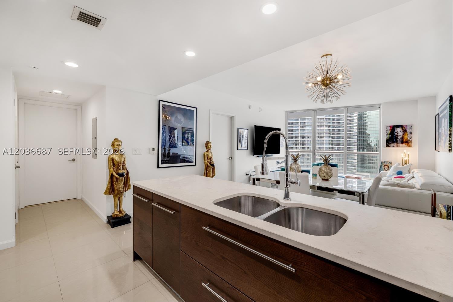 image Icon Brickell I5