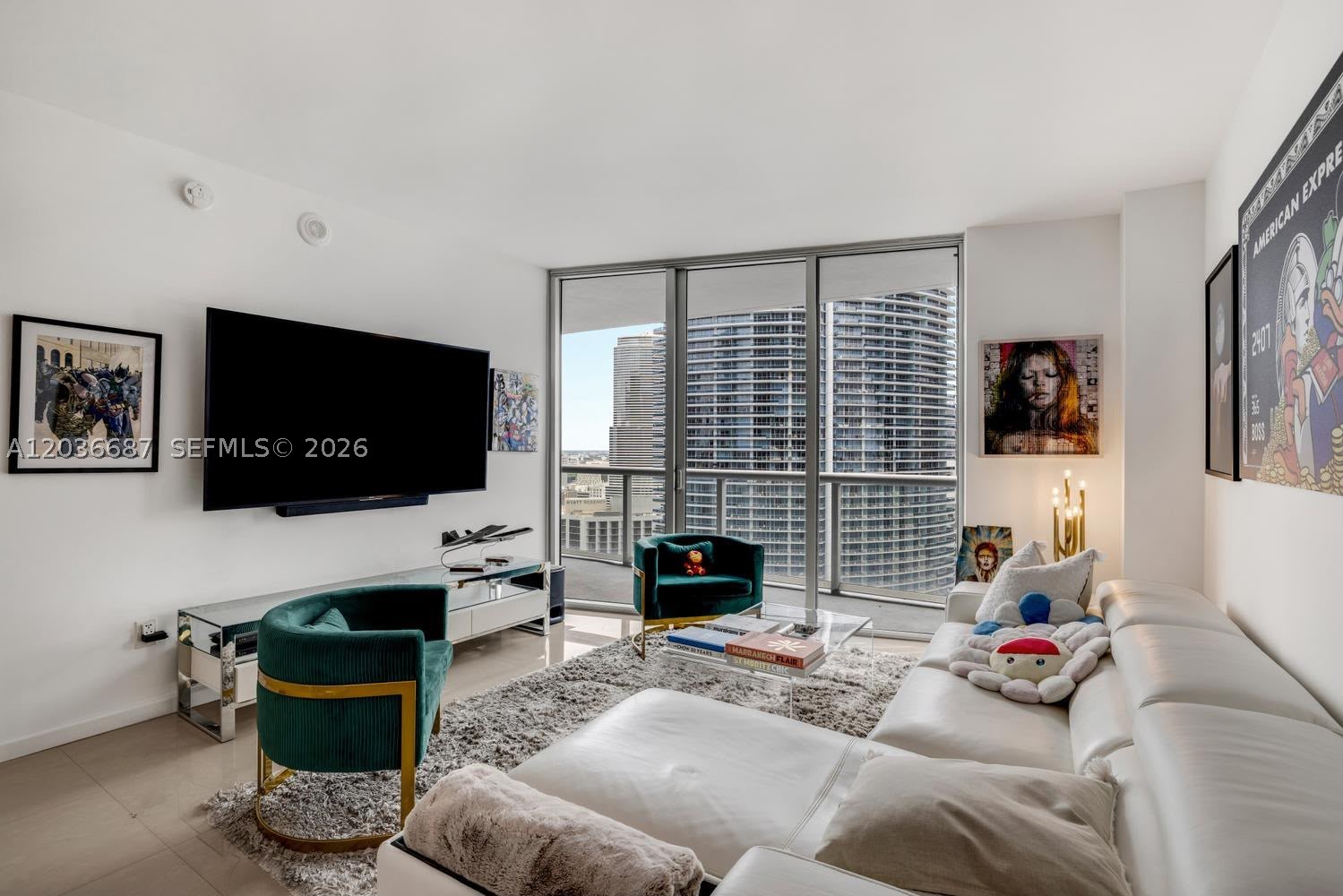 image Icon Brickell I8