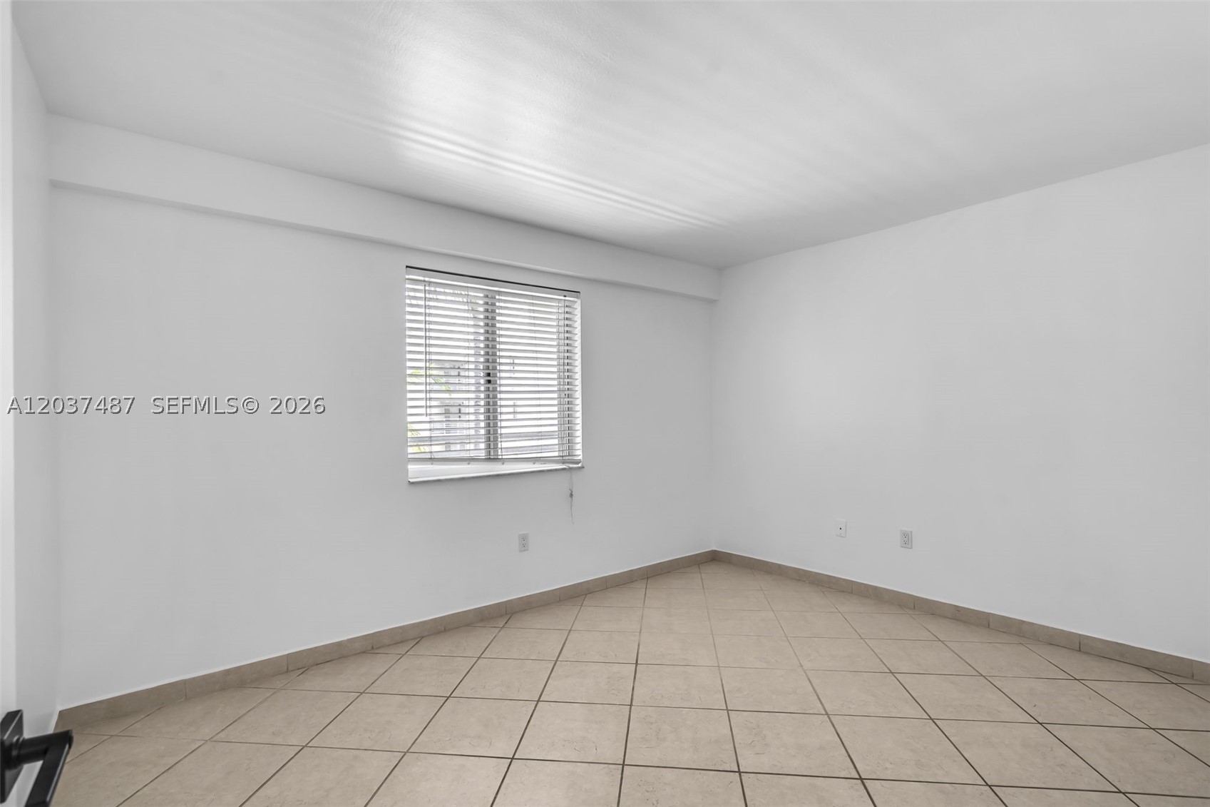 1401 Bay Rd #409 Miami Beach, FL 33139