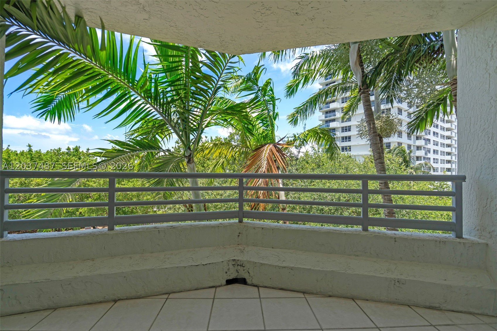 1401 Bay Rd #409 Miami Beach, FL 33139