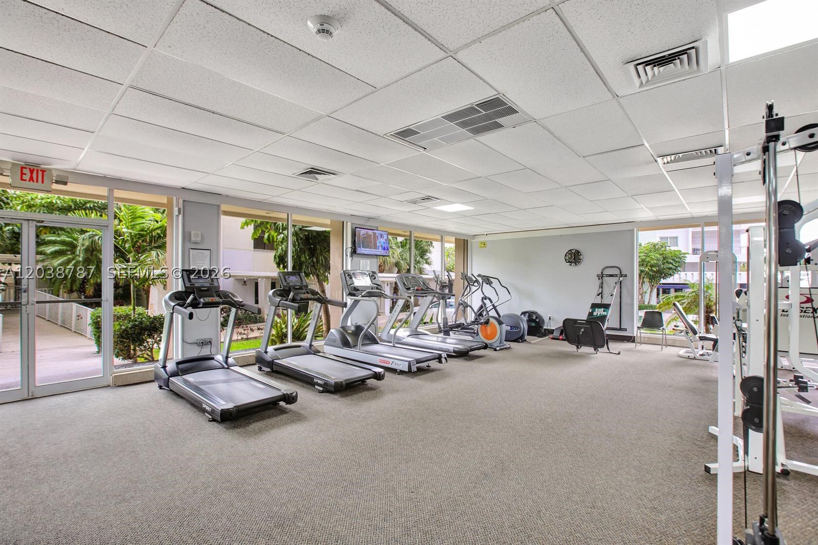image Arlen House Condo41