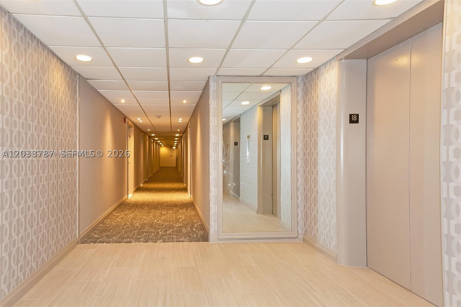 image Arlen House Condo43