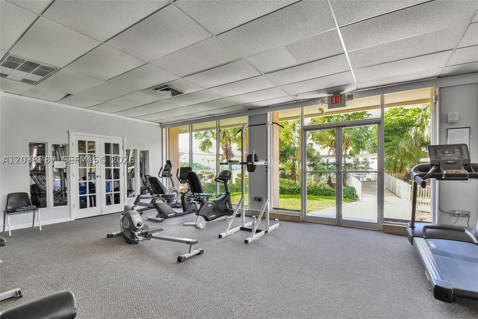 image Arlen House Condo47