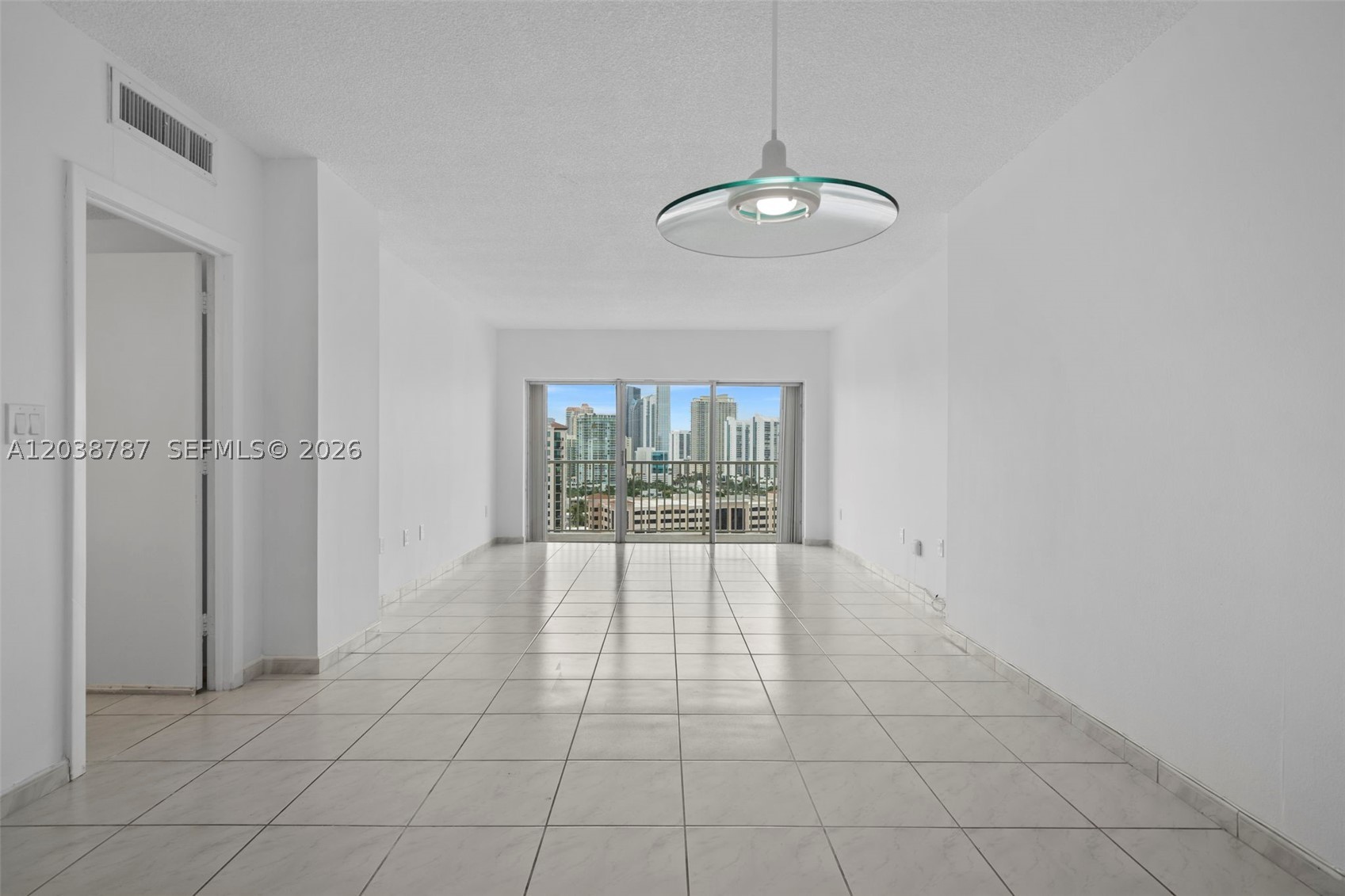 image Arlen House Condo6