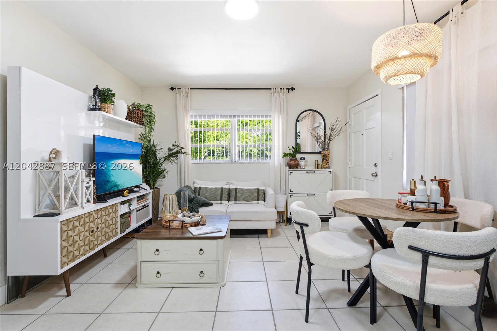 443 SW 4th Ave Miami, FL 33130
