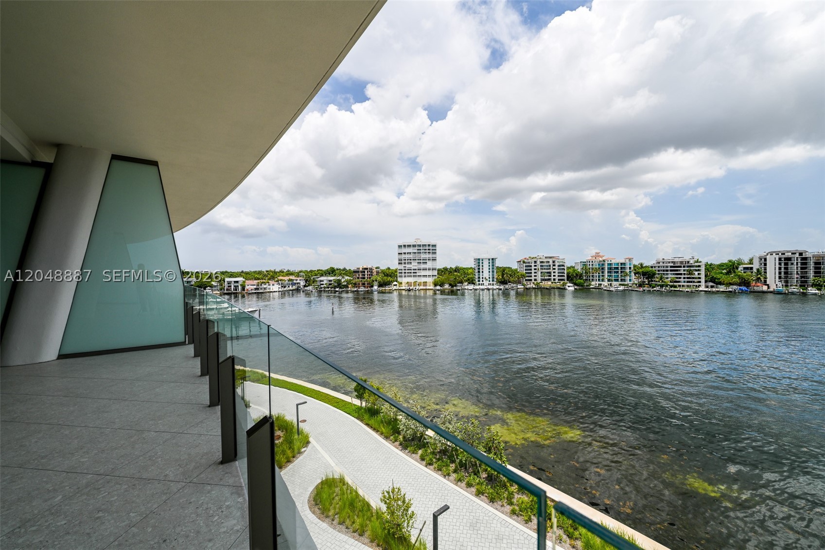 image Vita at Grove Isle1