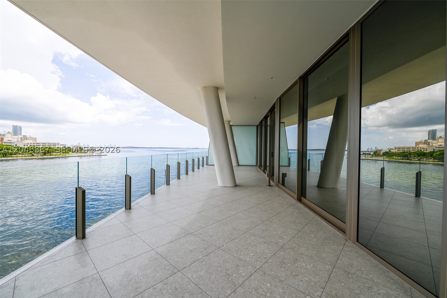 image Vita at Grove Isle2