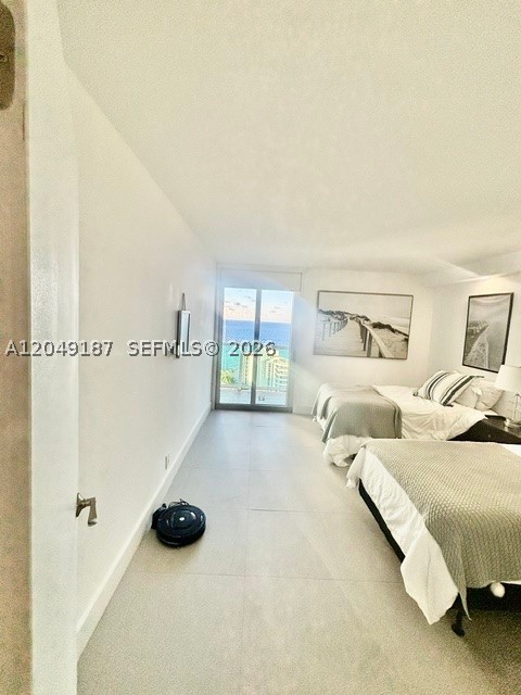 image Arlen House East16