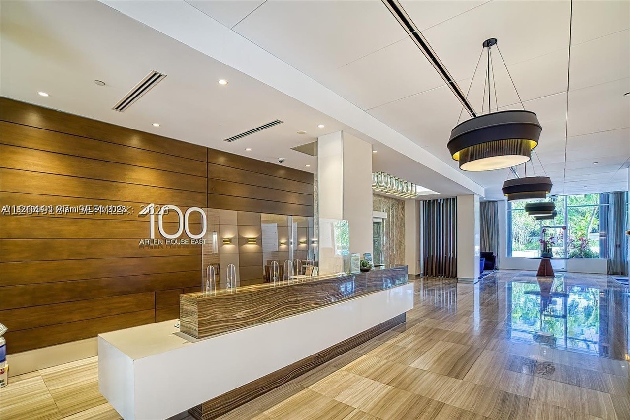 image Arlen House East19