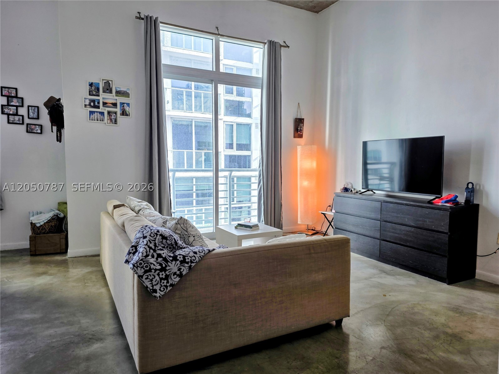 image Loft Downtown I10
