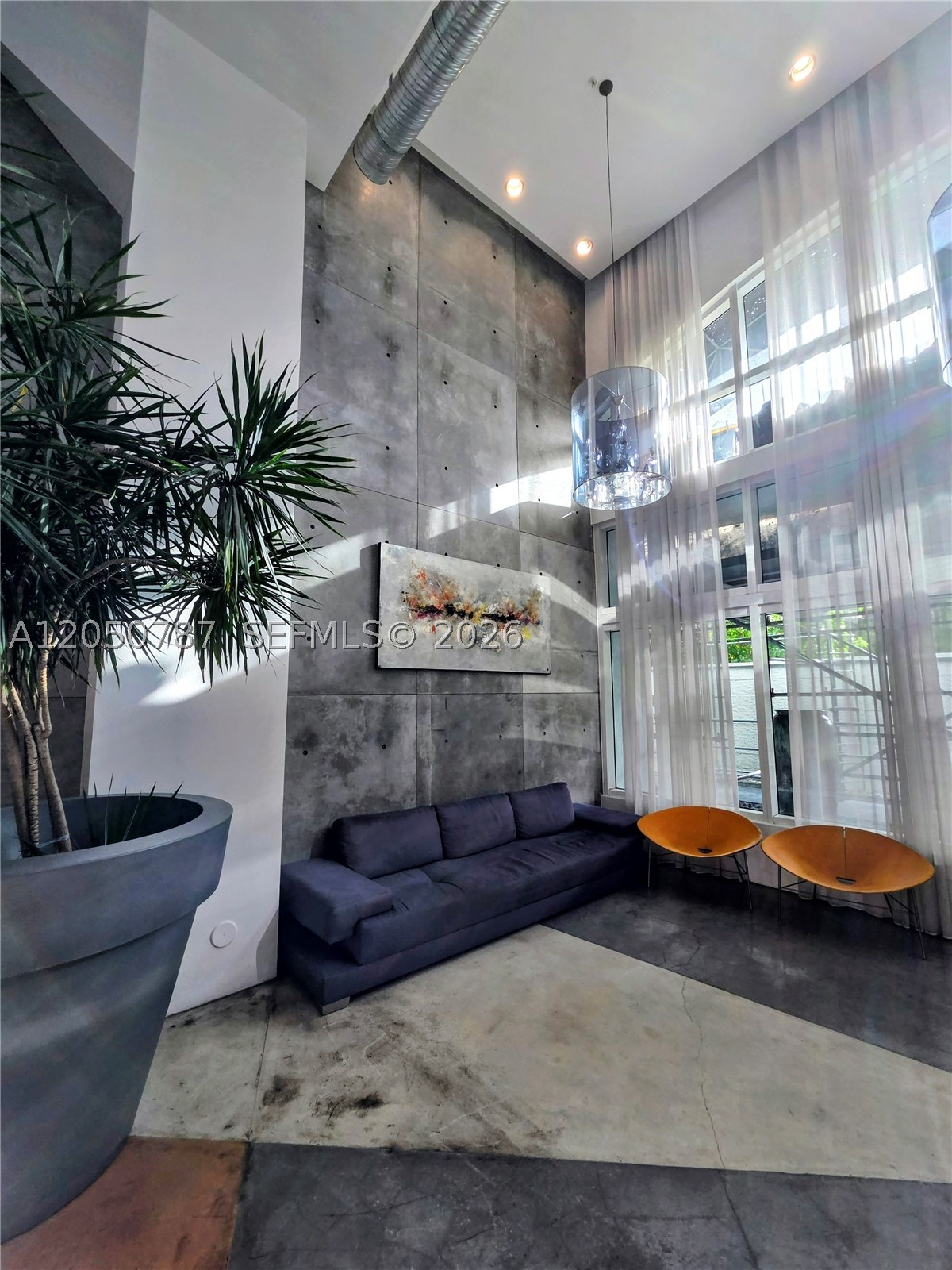 image Loft Downtown I22