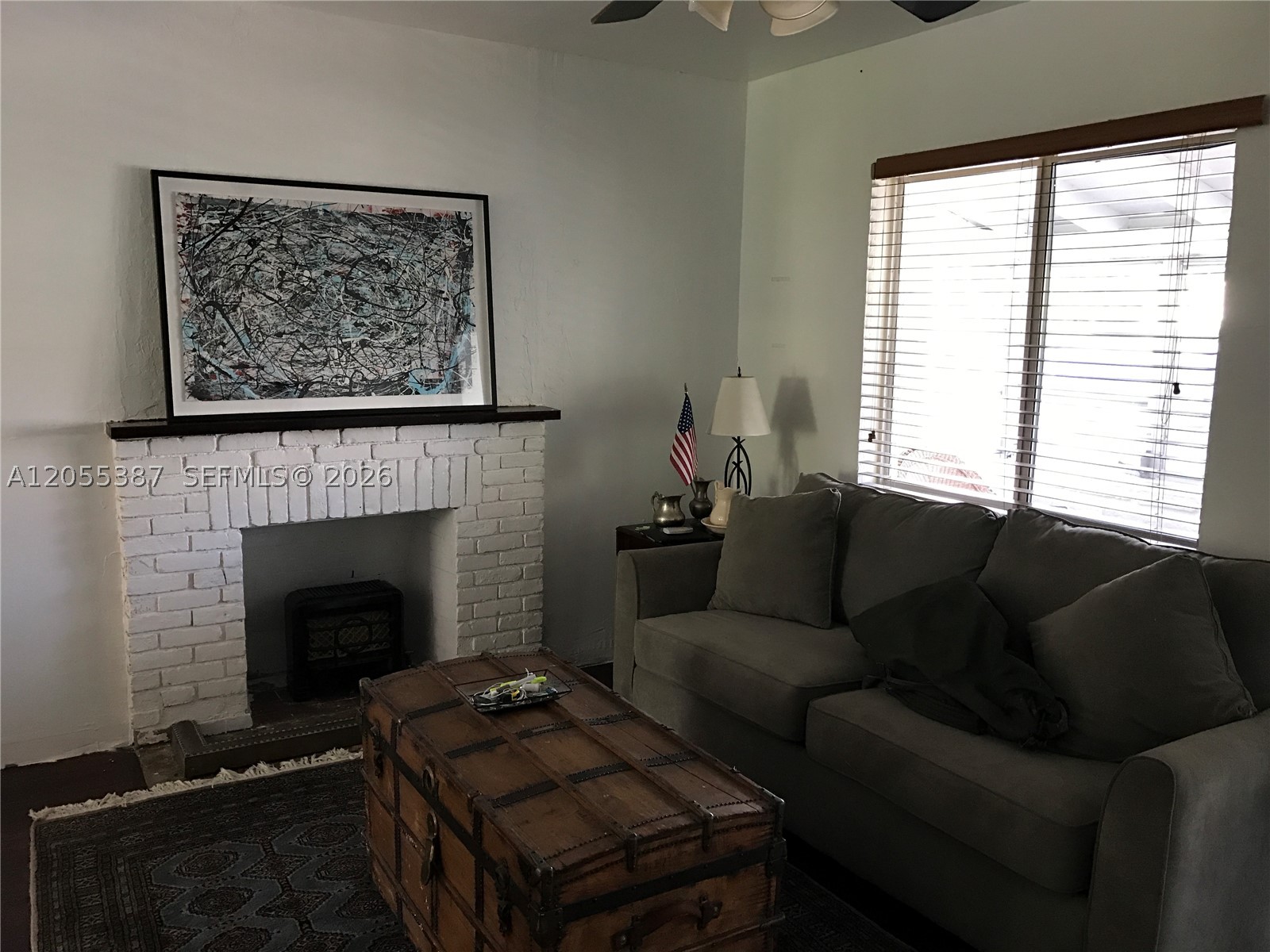 2000 SW 25th St Miami, FL 33133