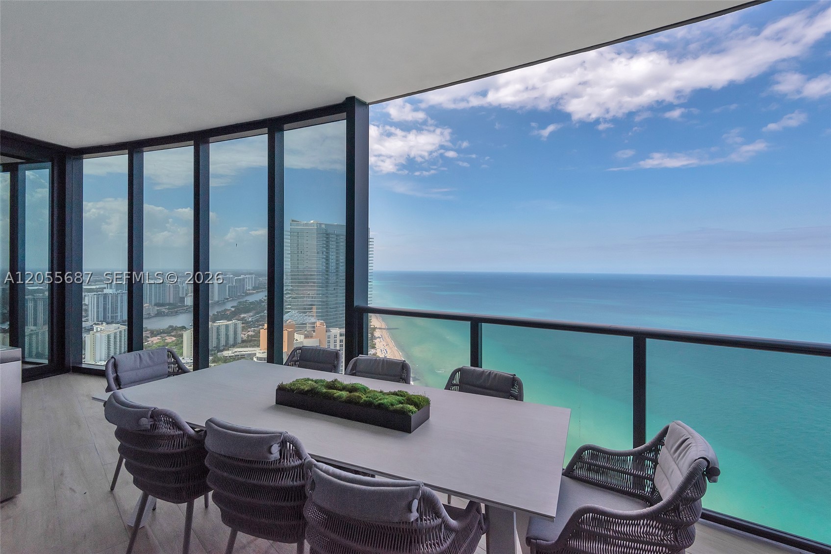 image Porsche Design Tower41