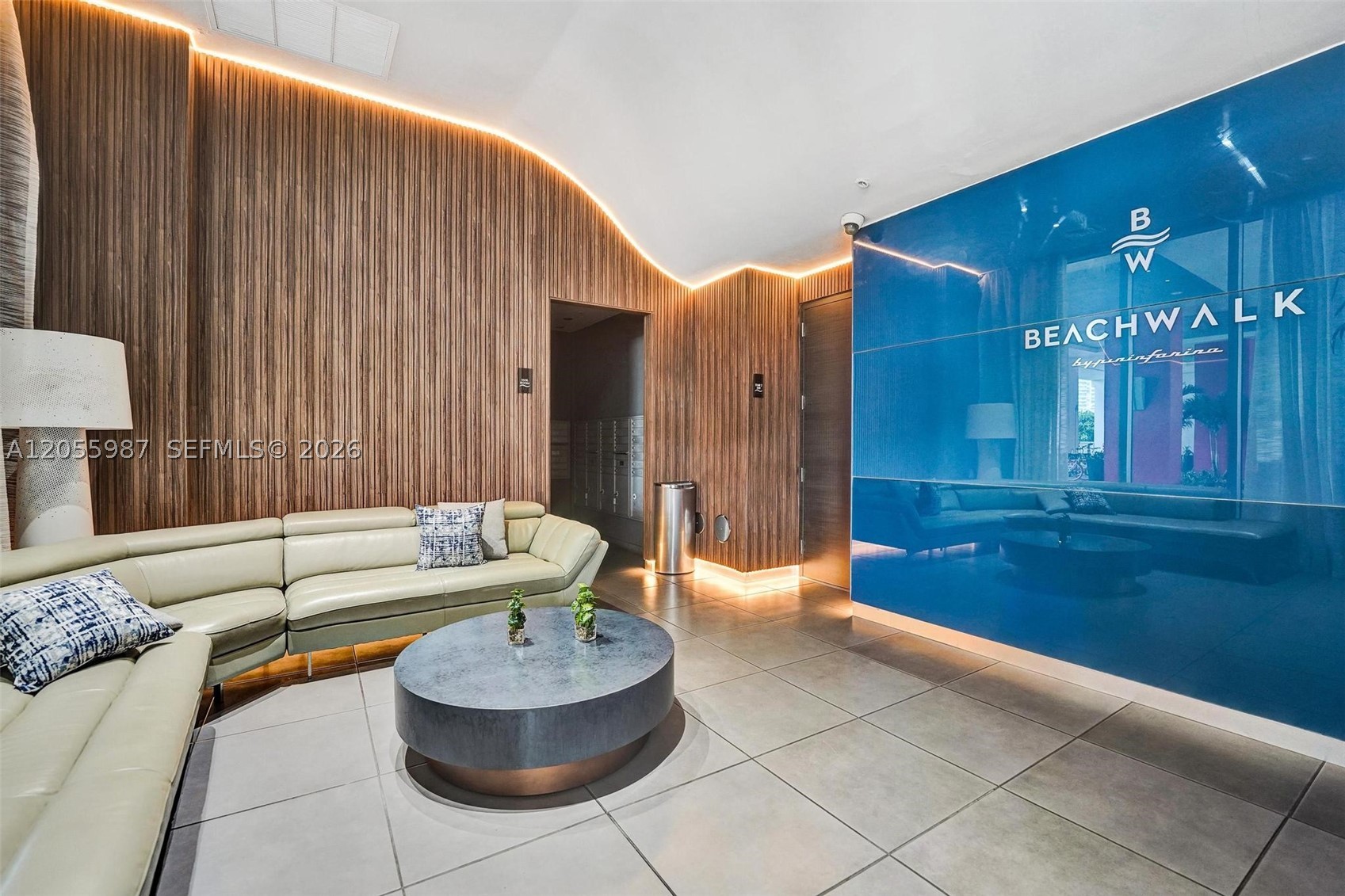 image Beachwalk Condominium99