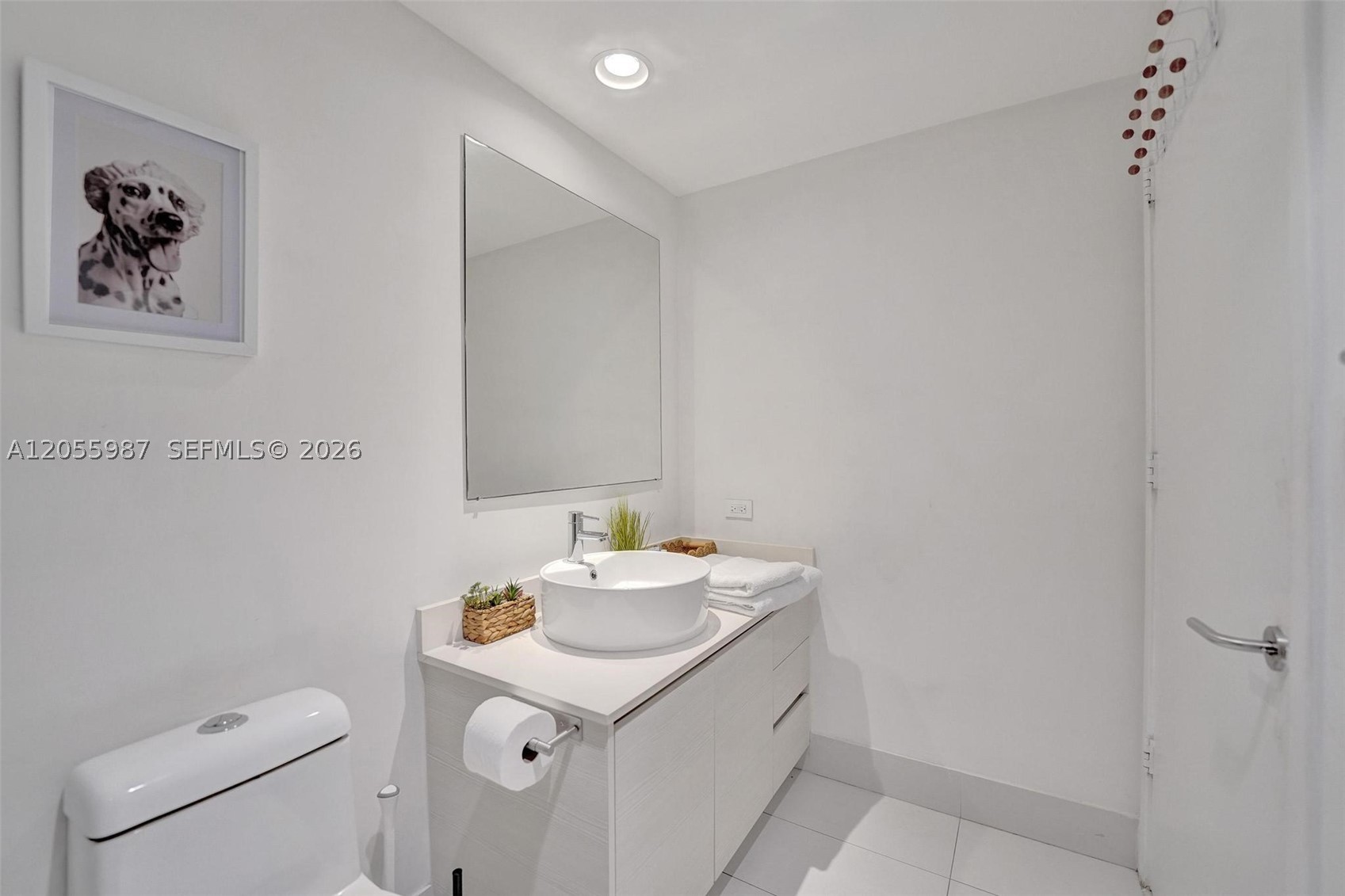 image Beachwalk Condominium36