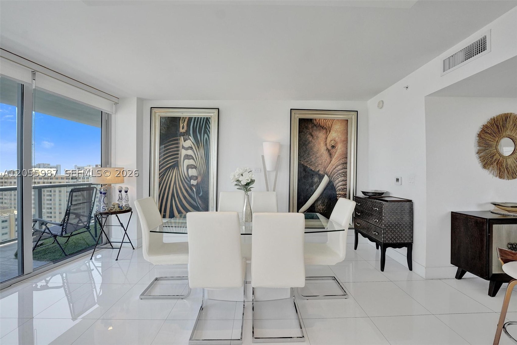 image Beachwalk Condominium6