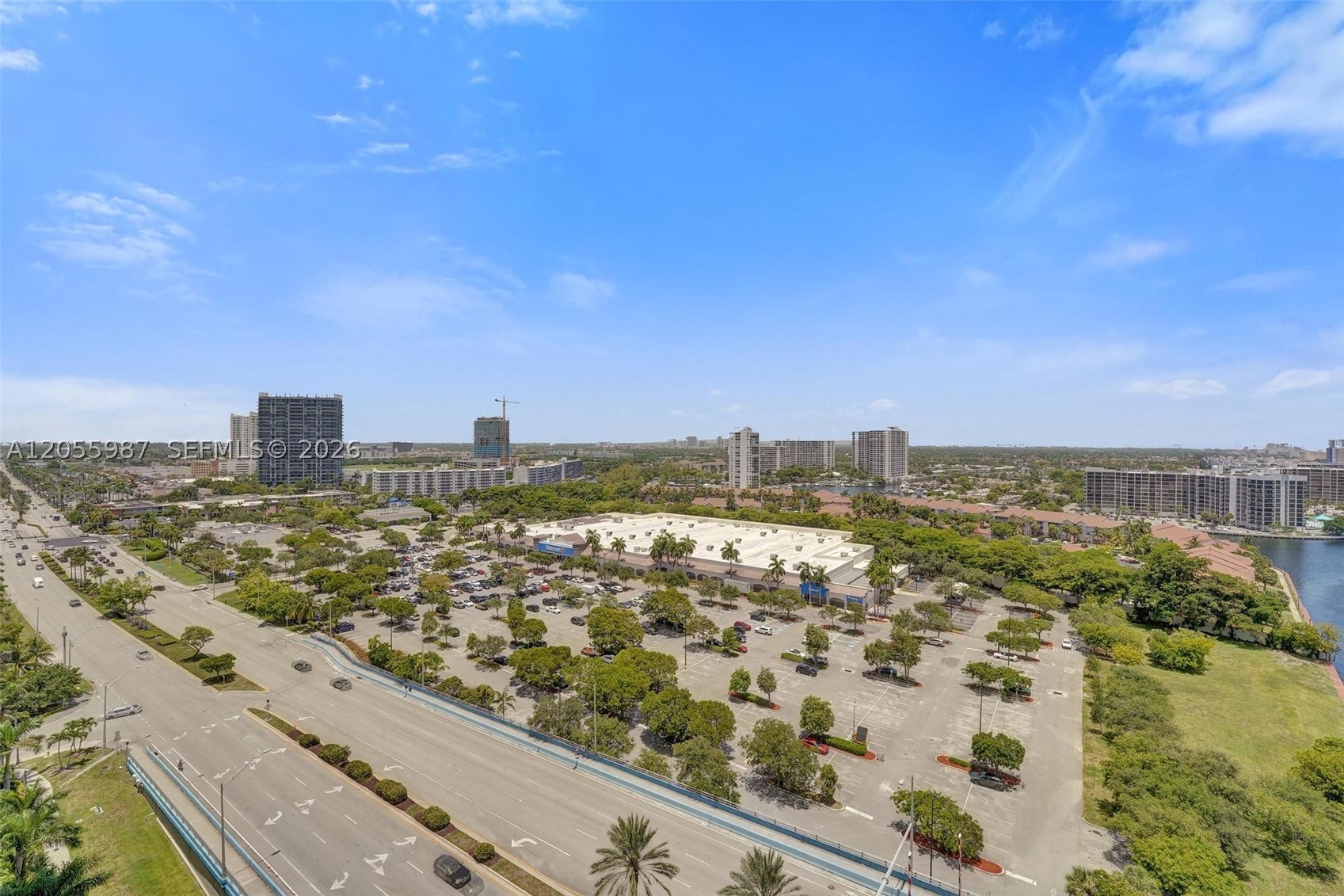 image Beachwalk Condominium70