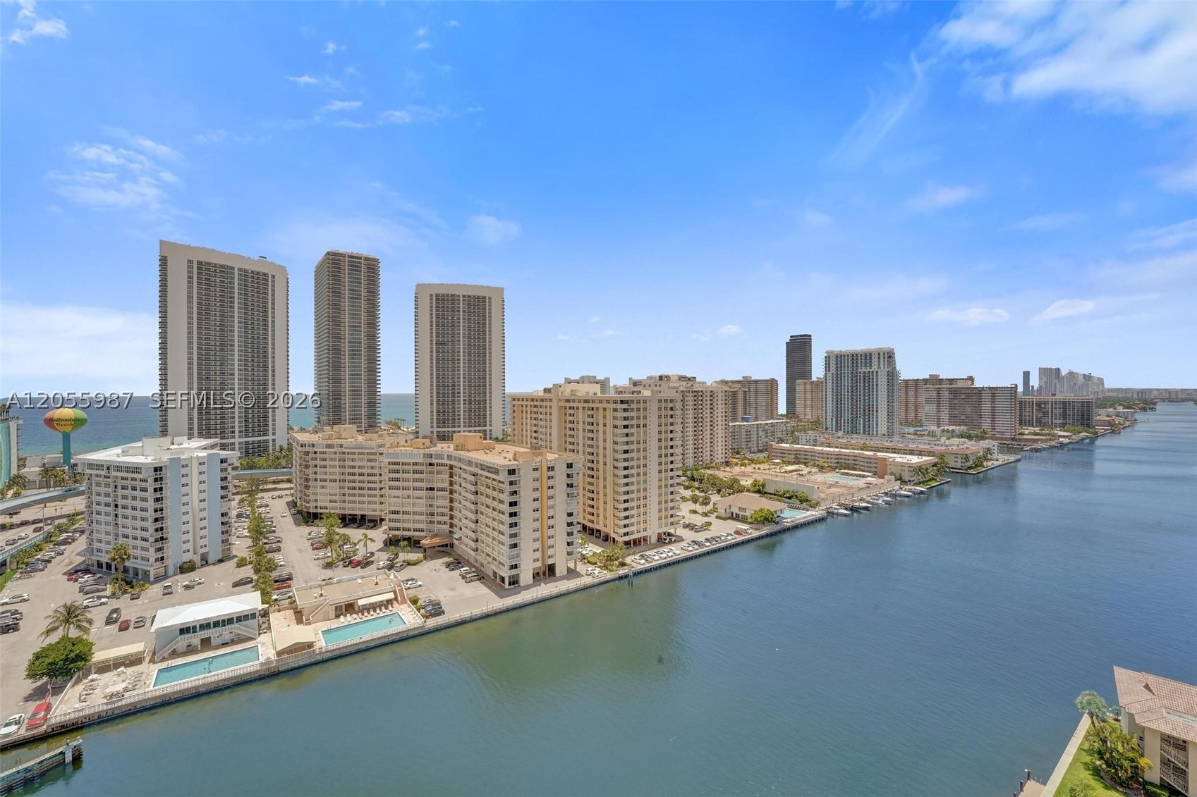 image Beachwalk Condominium80