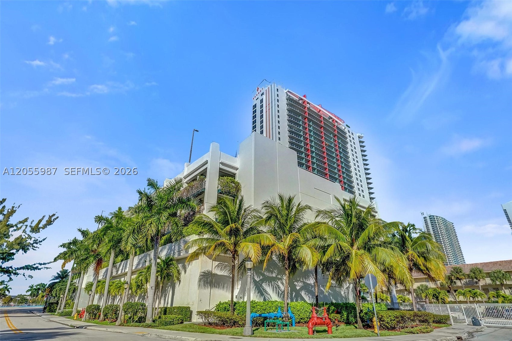 image Beachwalk Condominium90