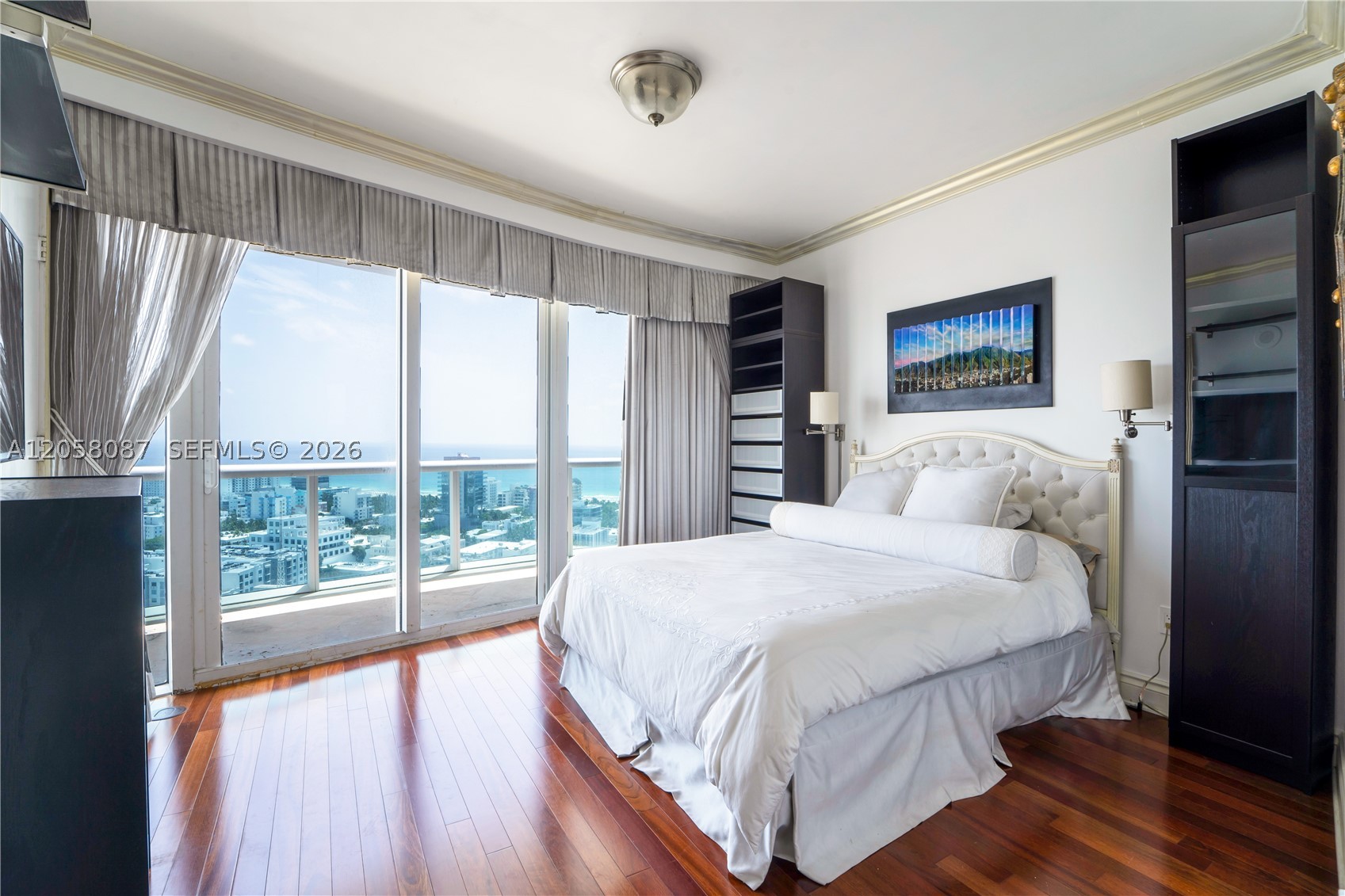 1000 S Pointe Dr #2501 Miami Beach, FL 33139