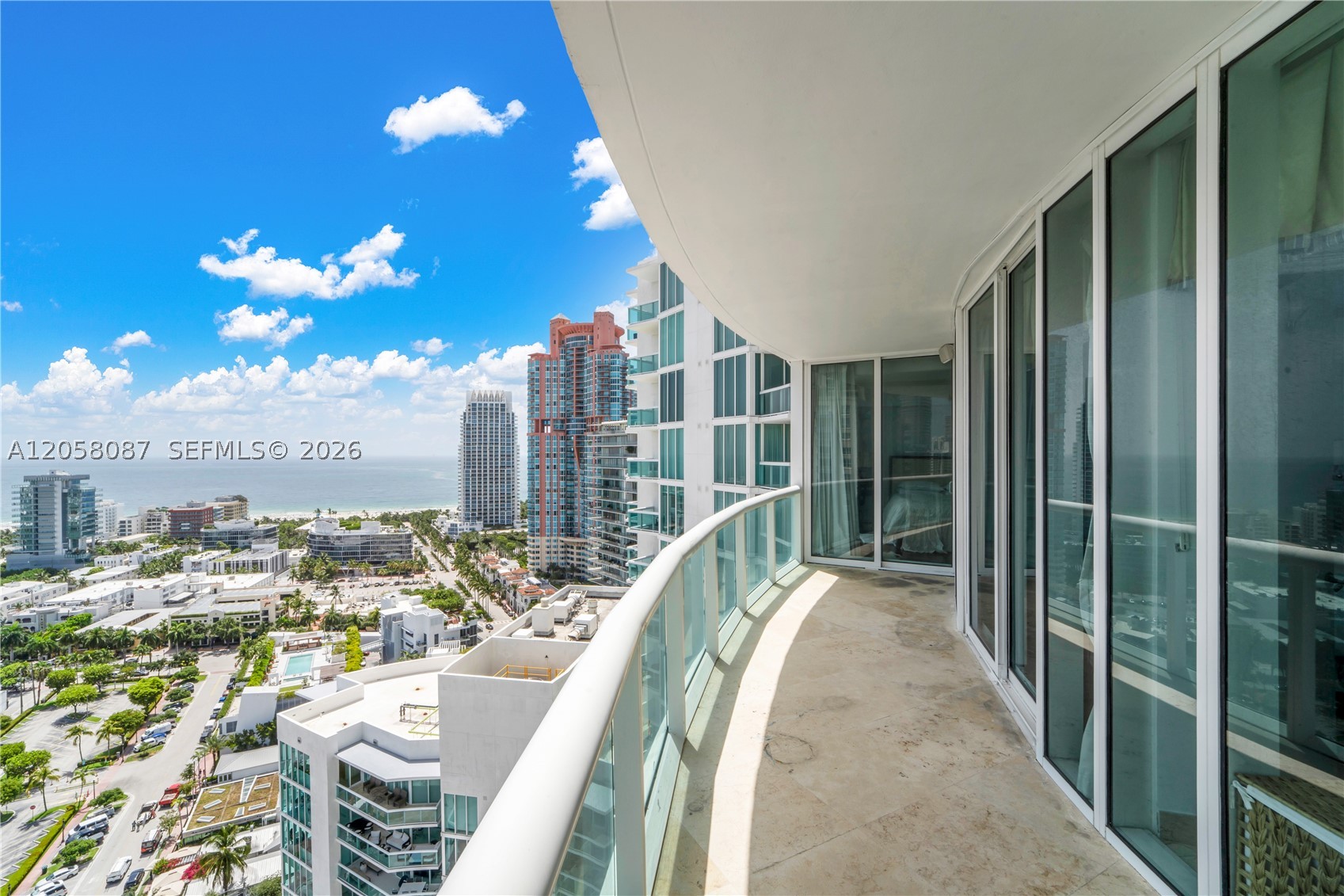 1000 S Pointe Dr #2501 Miami Beach, FL 33139