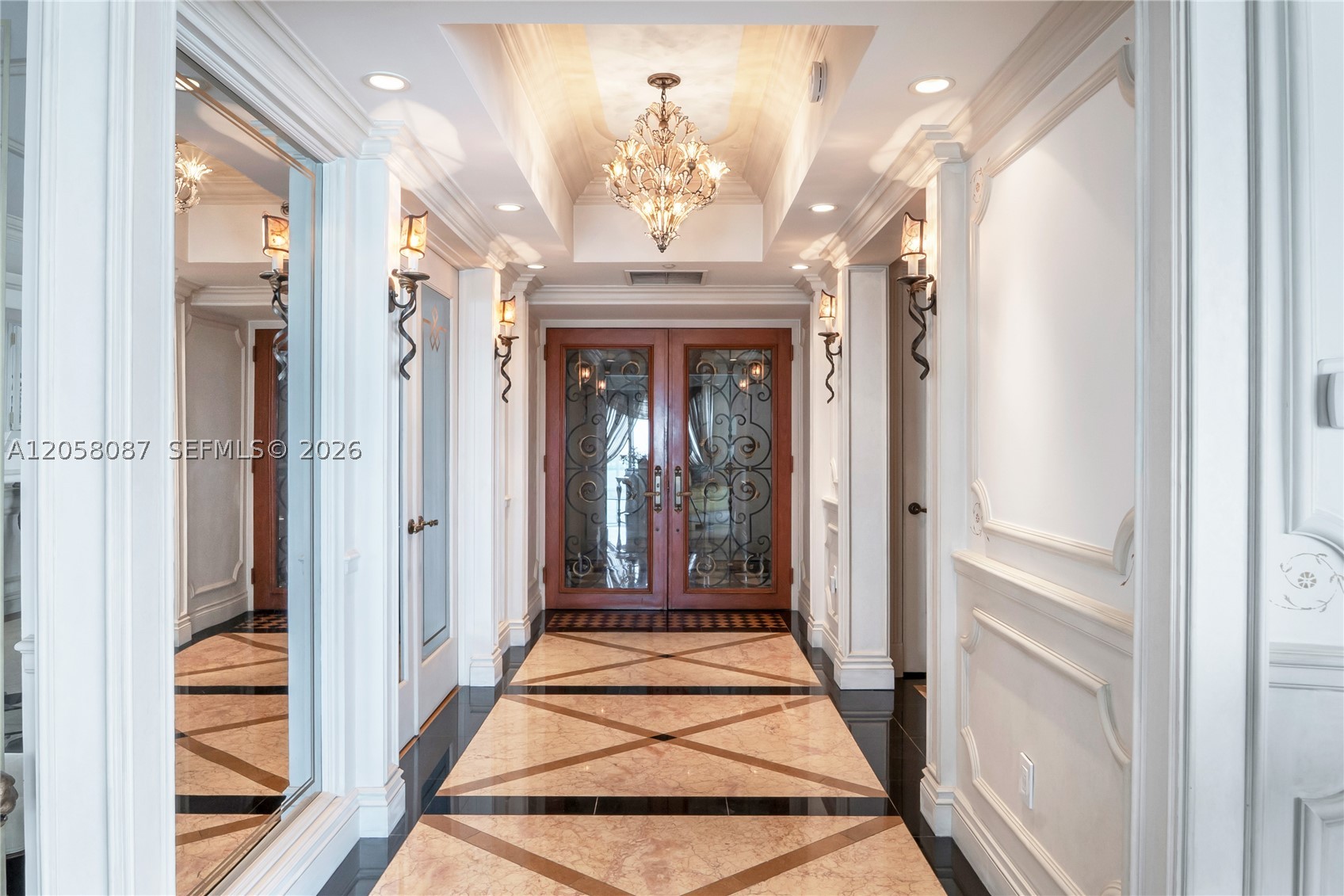 1000 S Pointe Dr #2501 Miami Beach, FL 33139