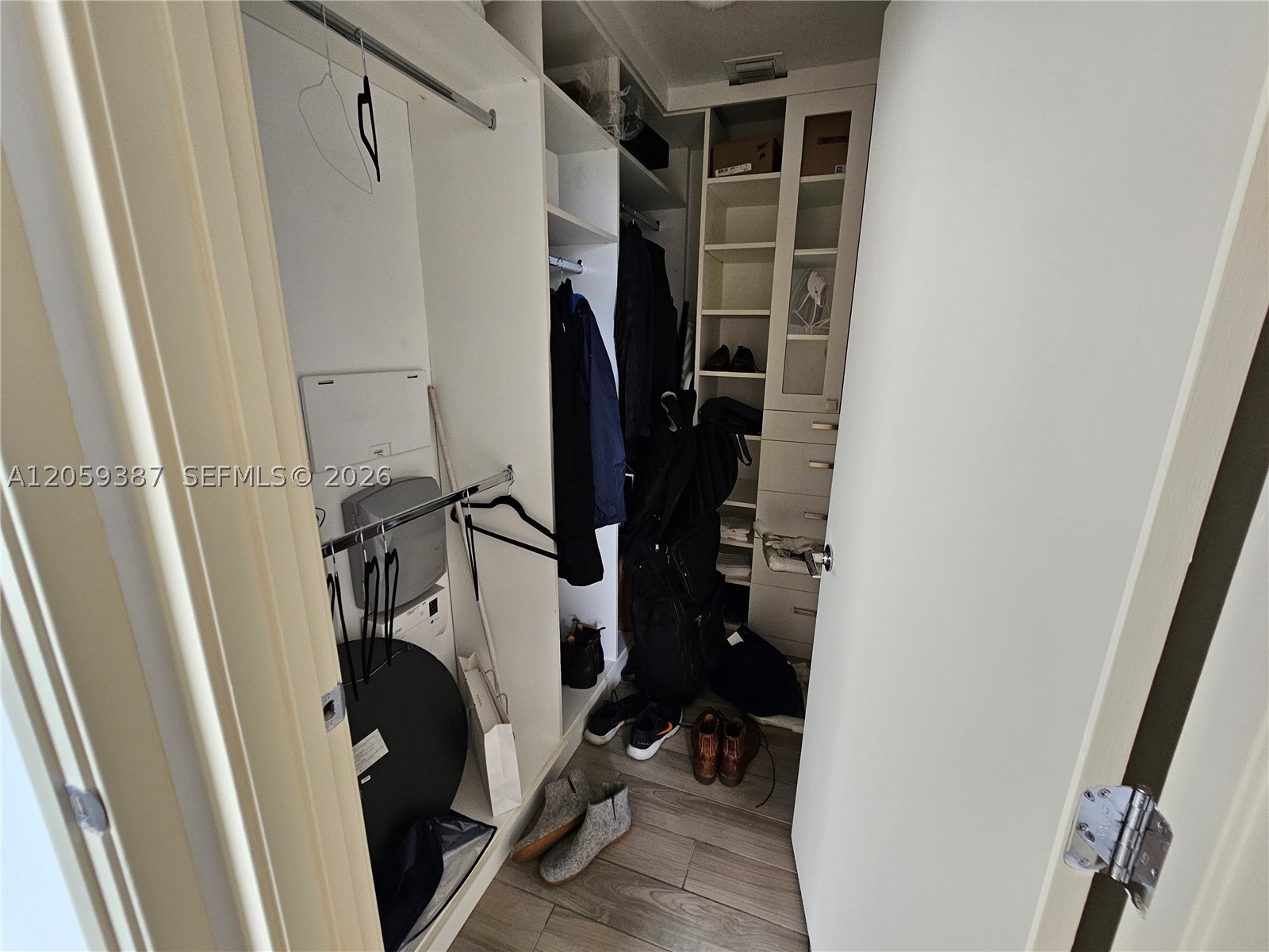 image Nine at Mary Brickell Village15