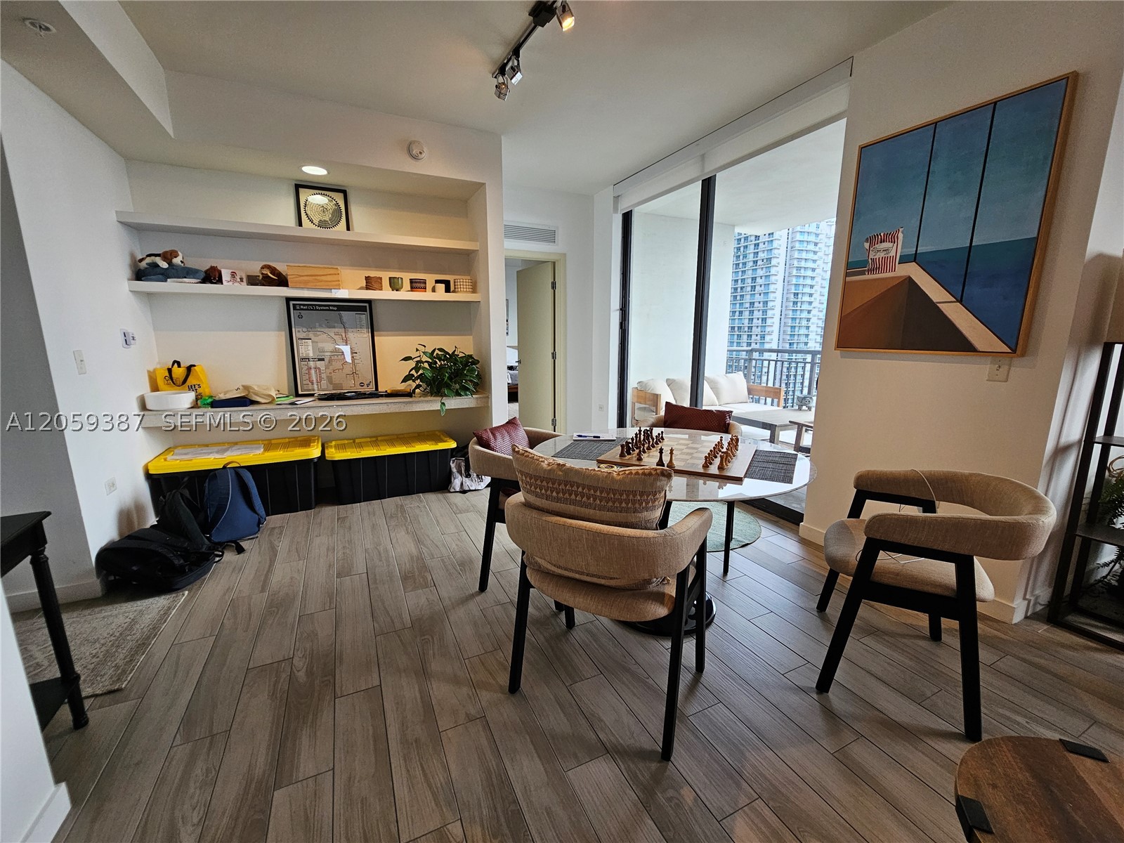 image Nine at Mary Brickell Village17