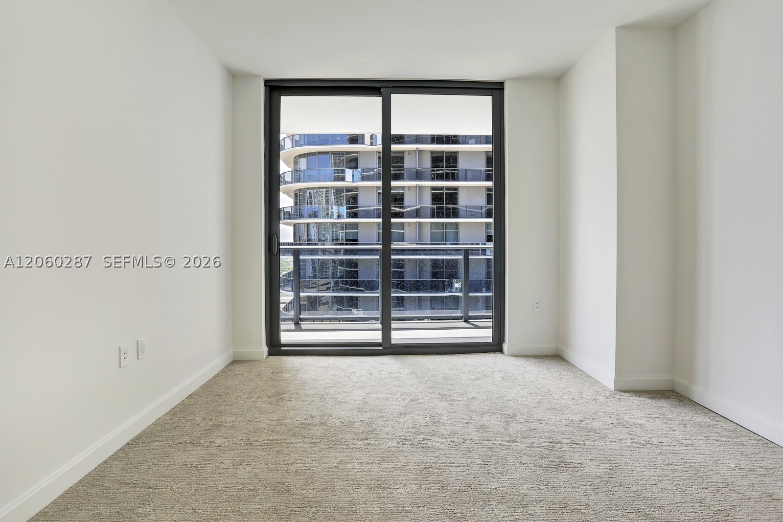 image Brickell Heights East16