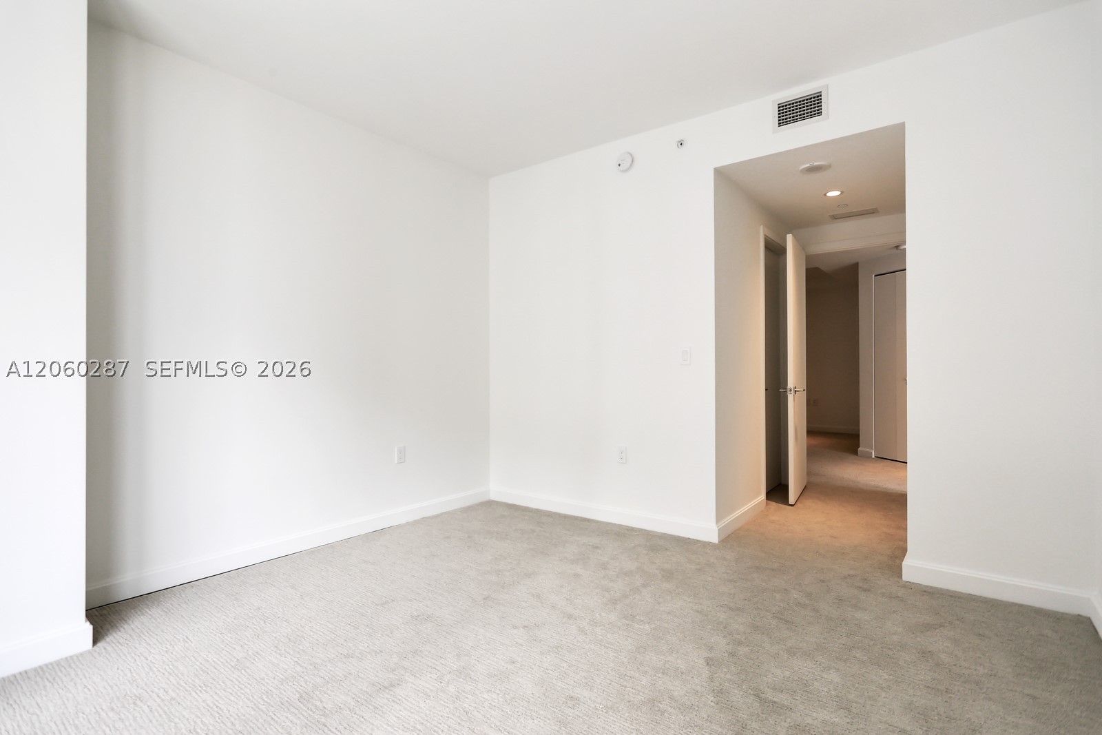image Brickell Heights East17