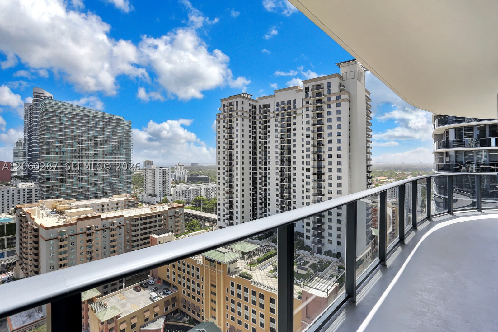 image Brickell Heights East21