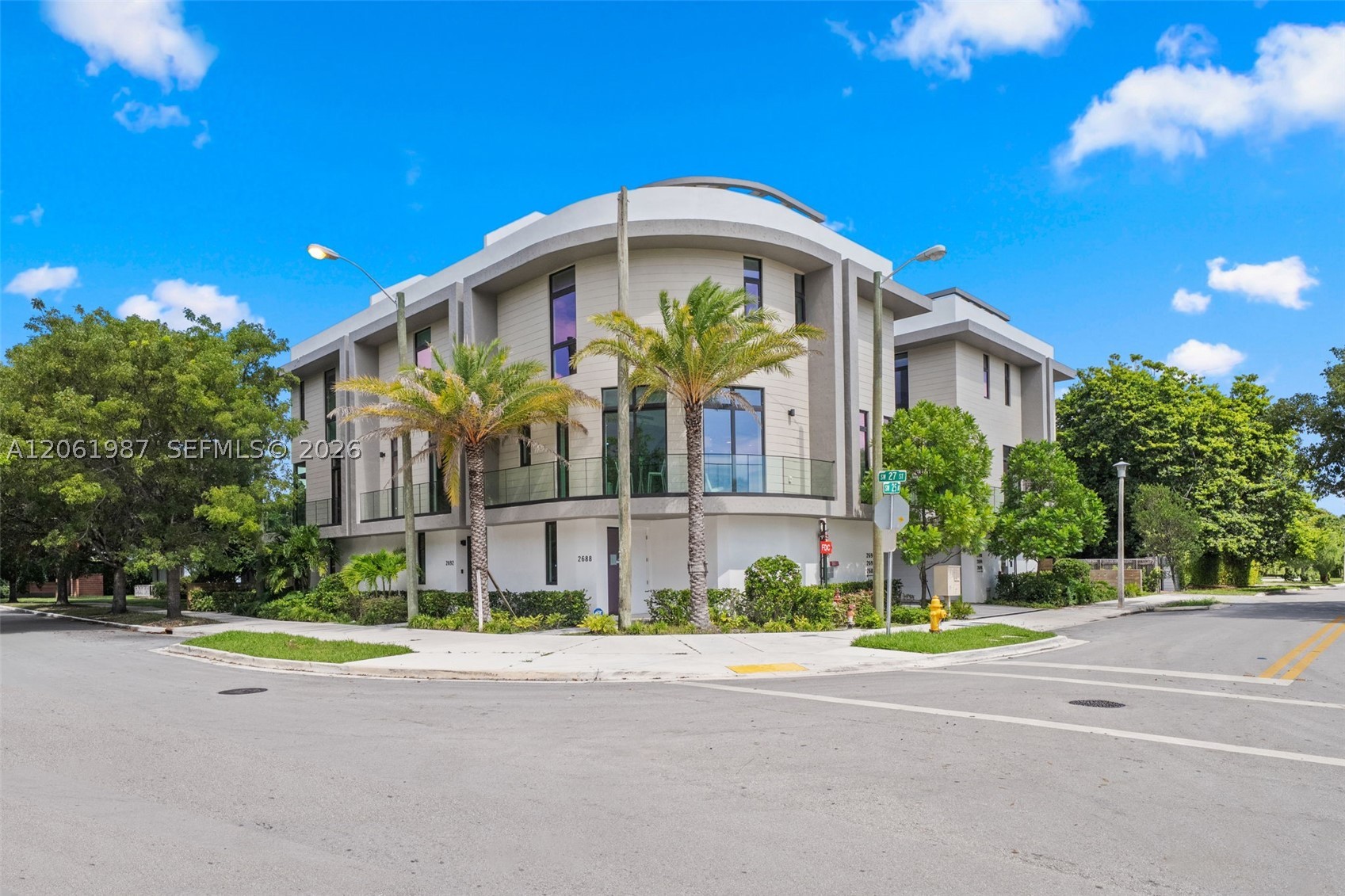 2688 SW 25th Ave