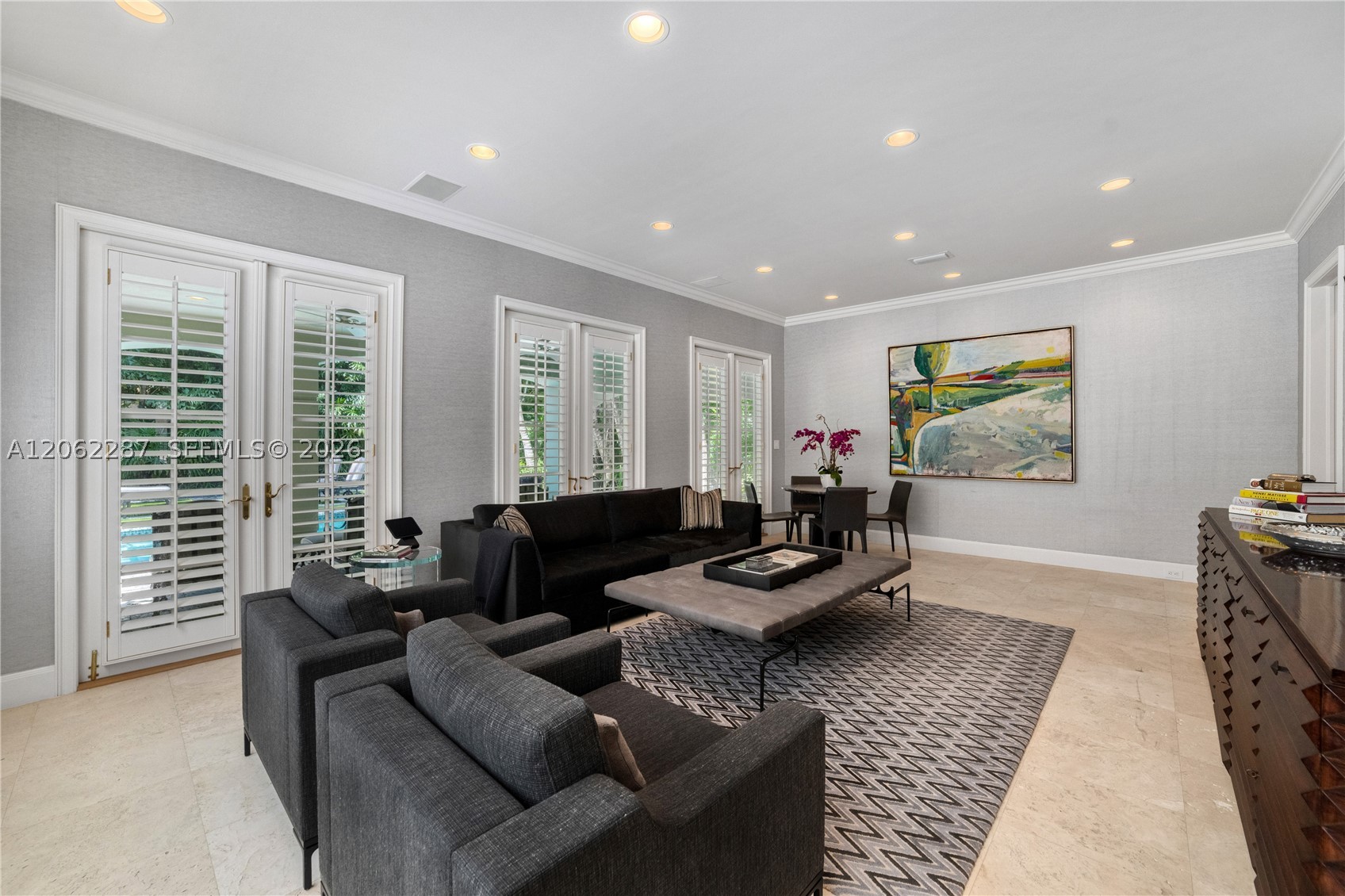 3460 S Moorings Way Miami, FL 33133