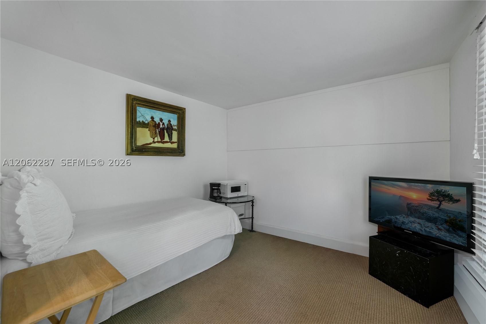 3460 S Moorings Way Miami, FL 33133