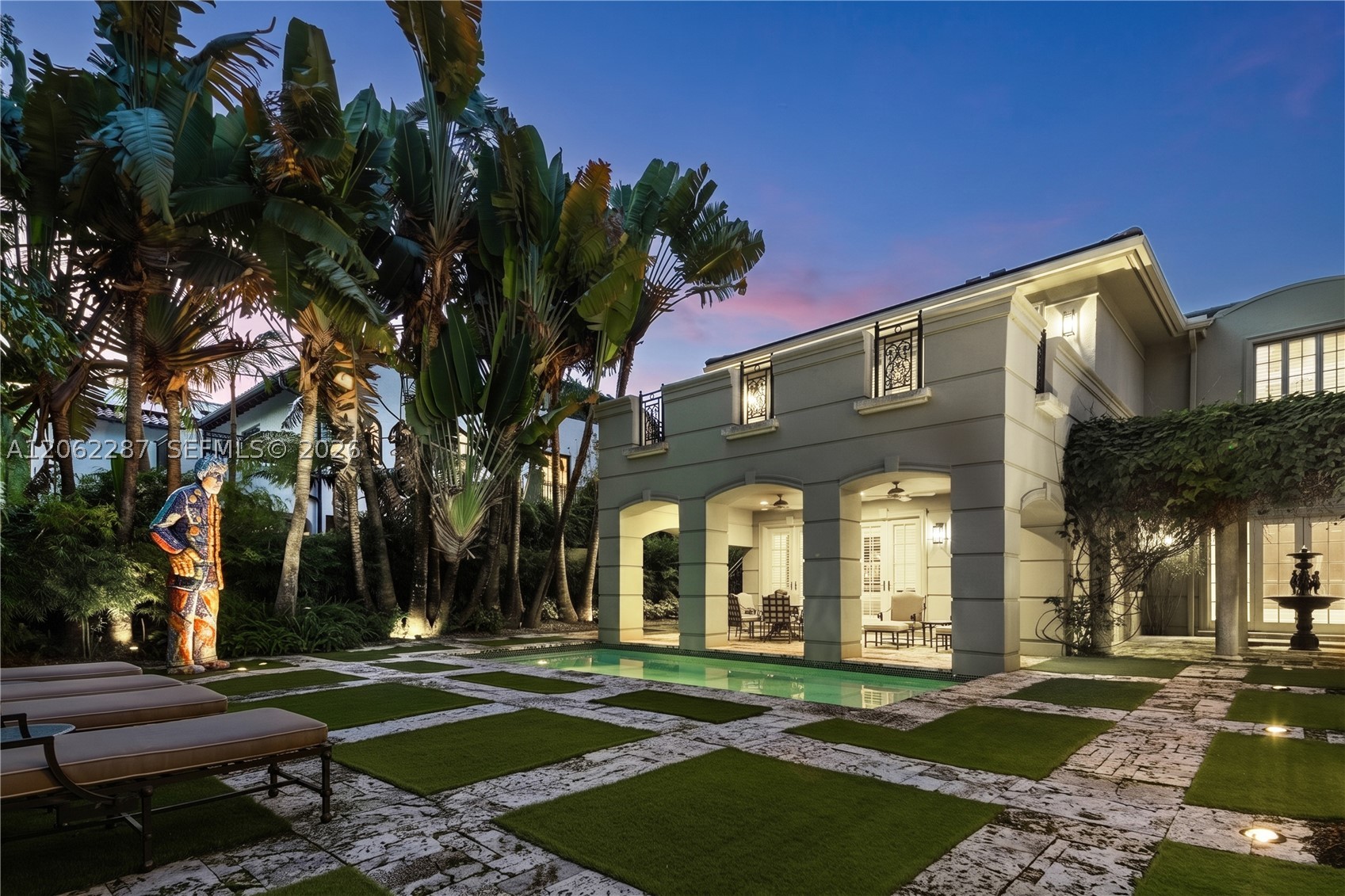 3460 S Moorings Way Miami, FL 33133
