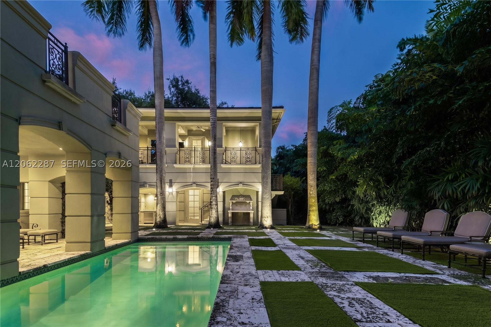 3460 S Moorings Way Miami, FL 33133