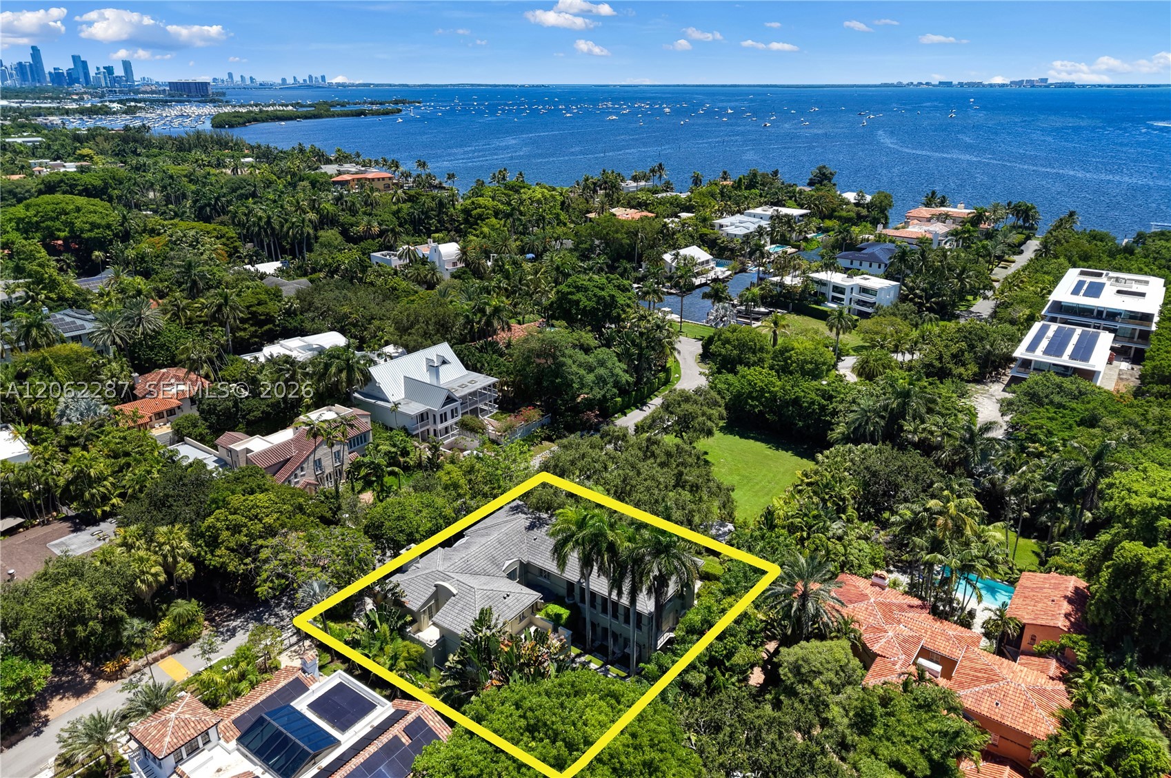 3460 S Moorings Way Miami, FL 33133