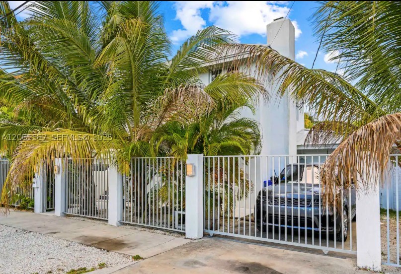 3427 Frow Ave Miami, FL 33133