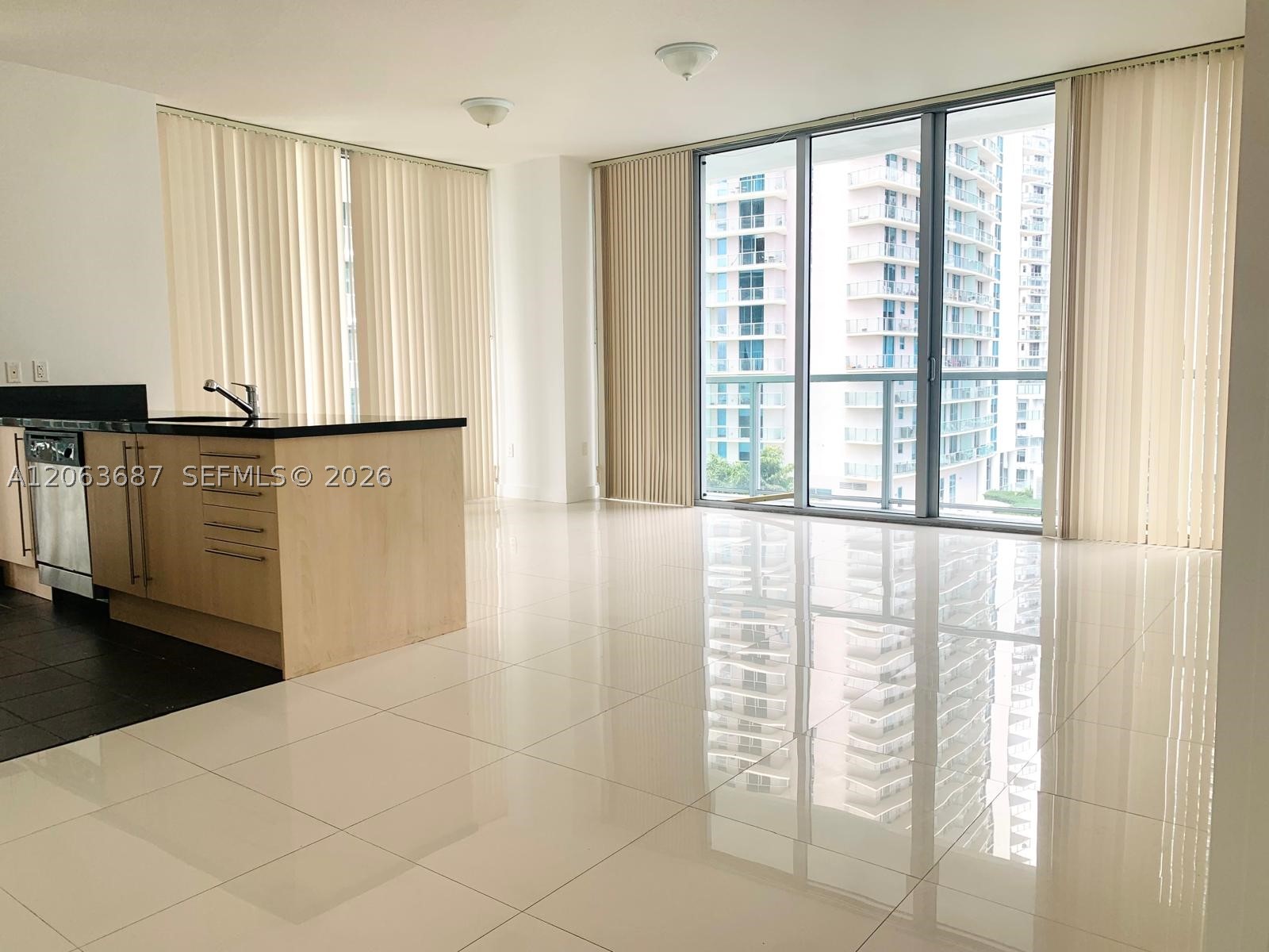 image Axis on Brickell South0
