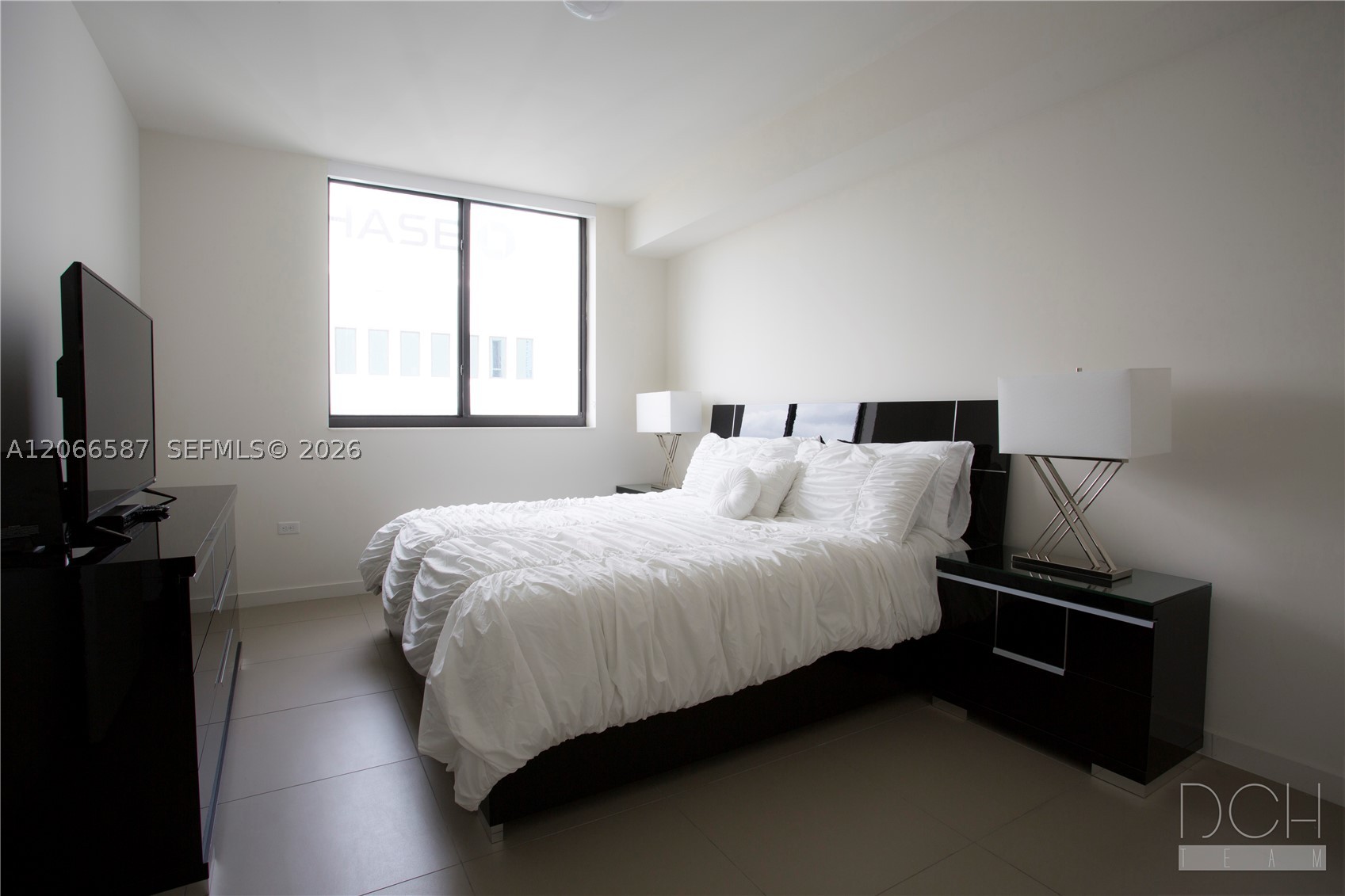 image Nine at Mary Brickell Village13