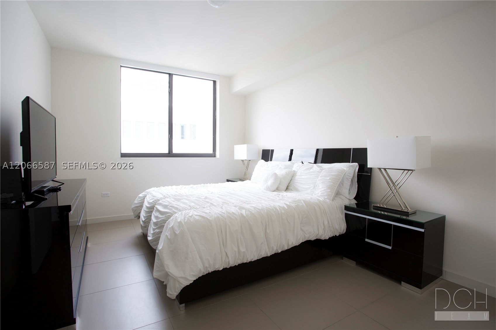 image Nine at Mary Brickell Village15