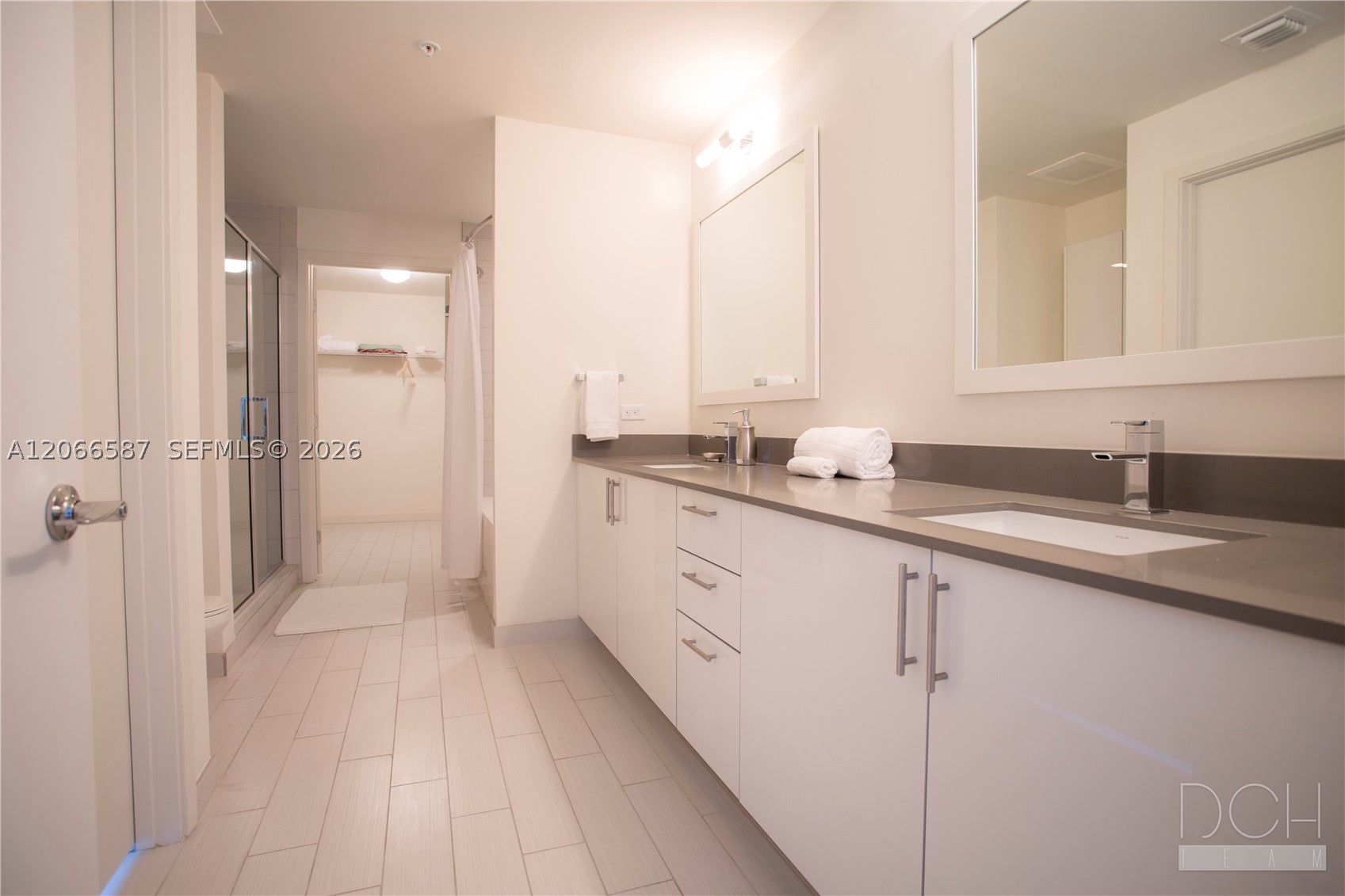 image Nine at Mary Brickell Village19