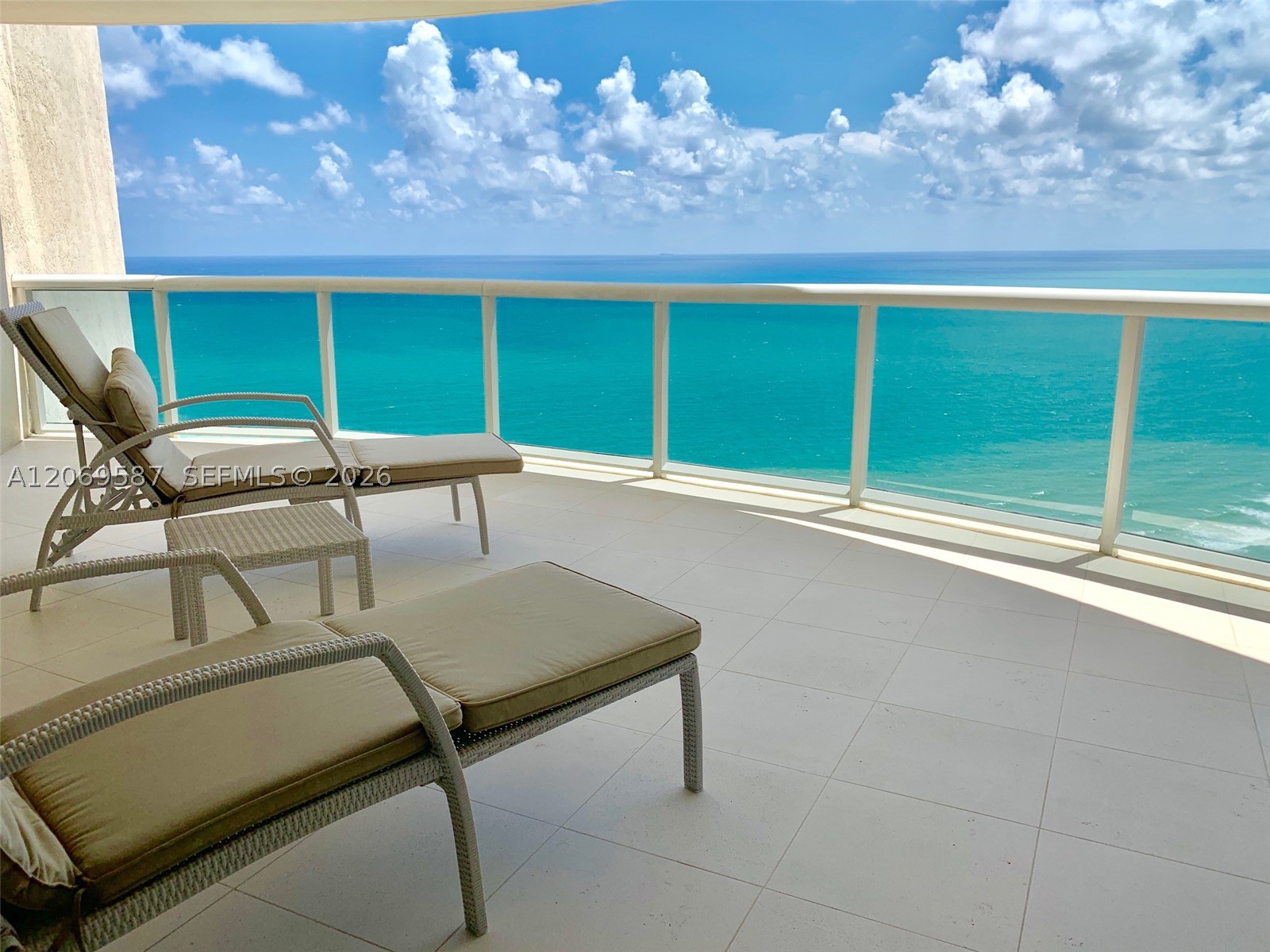 17555 Collins Ave #3202