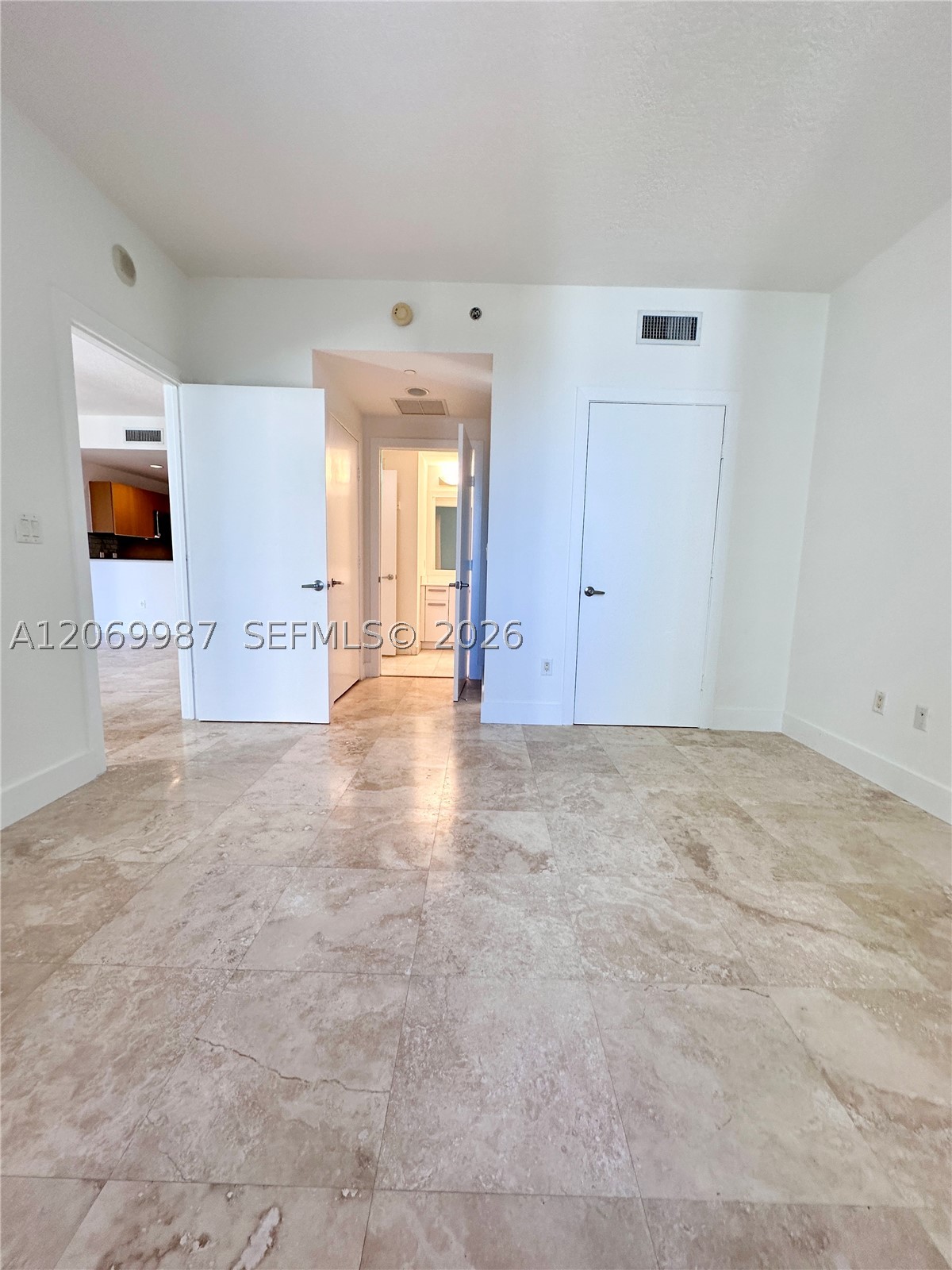 image 1060 Brickell - 106010