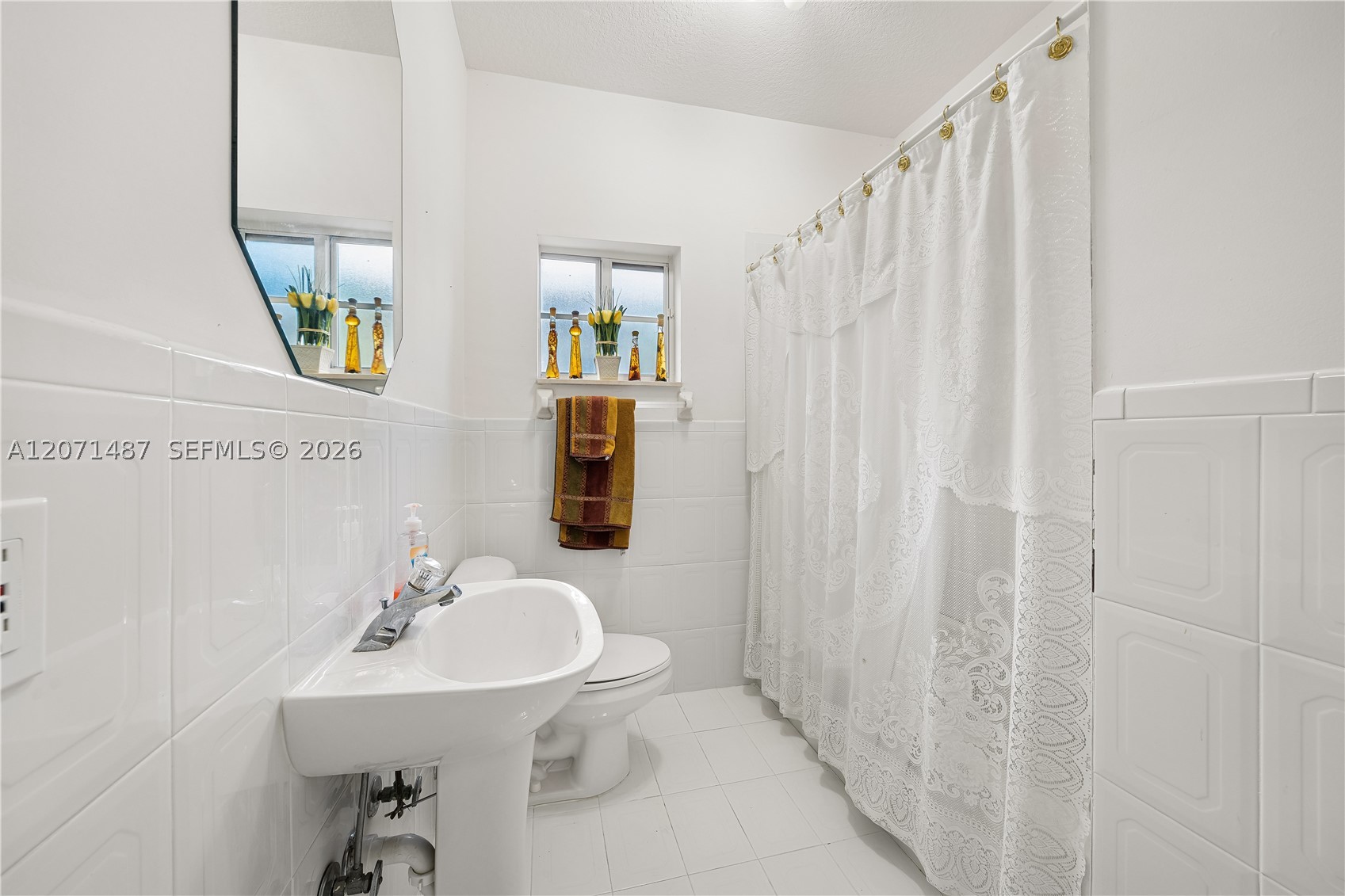 1220 SW 139th Ave Miami, FL 33184