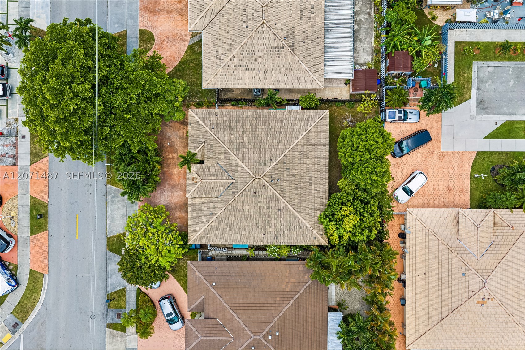1220 SW 139th Ave Miami, FL 33184