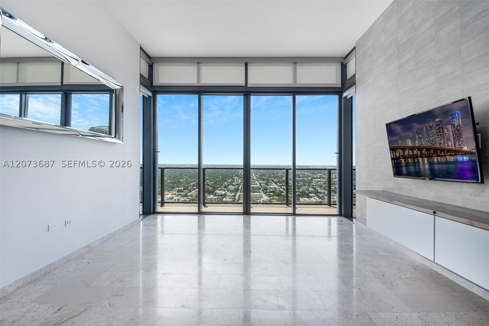 88 SW 7th St #4004 Miami, FL 33130