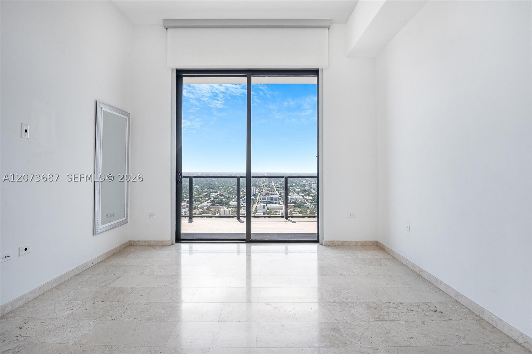 88 SW 7th St #4004 Miami, FL 33130