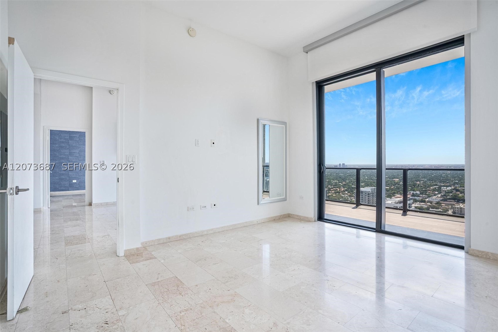 88 SW 7th St #4004 Miami, FL 33130