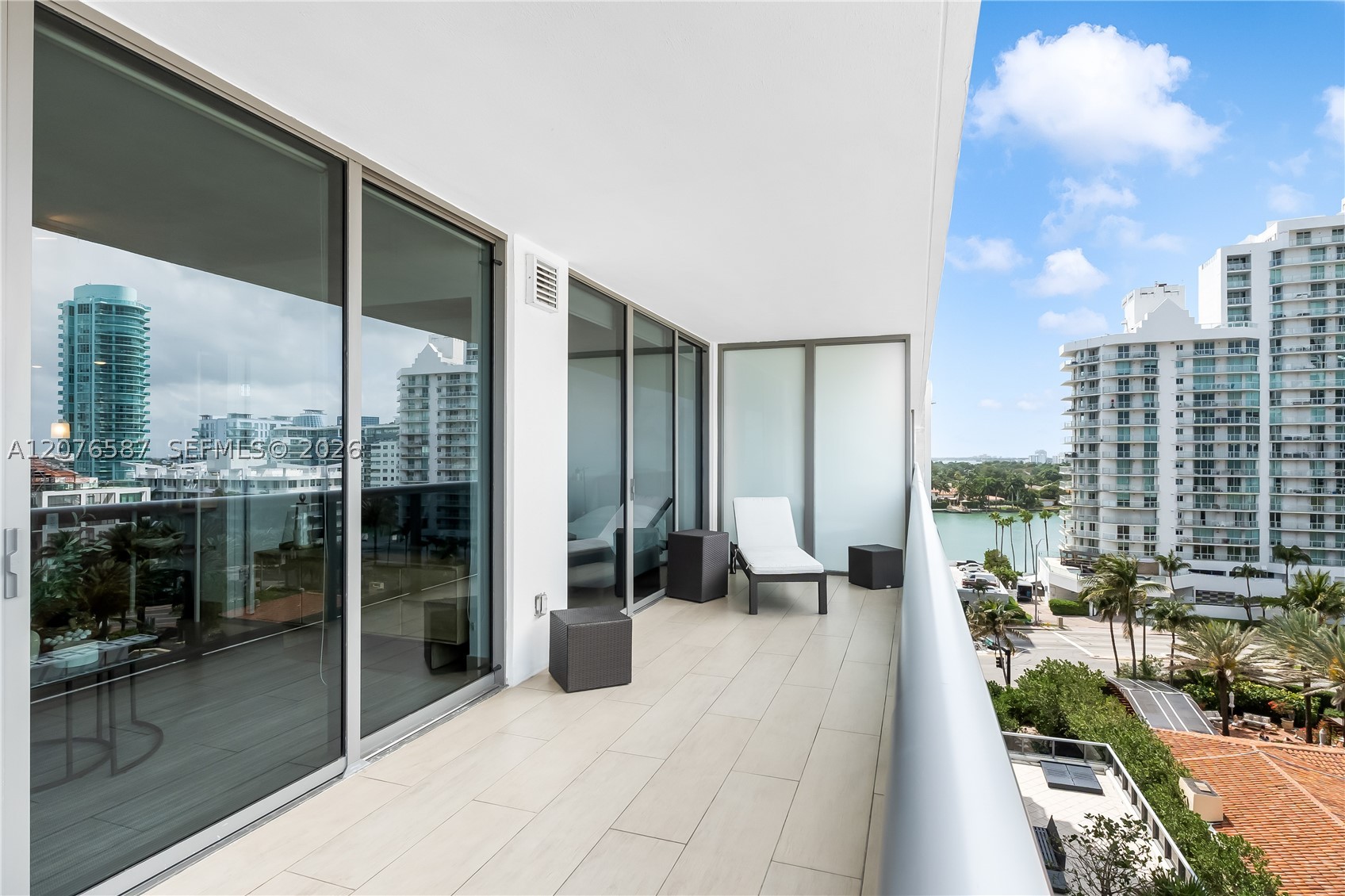 5875 Collins Ave #903 Miami Beach, FL 33140